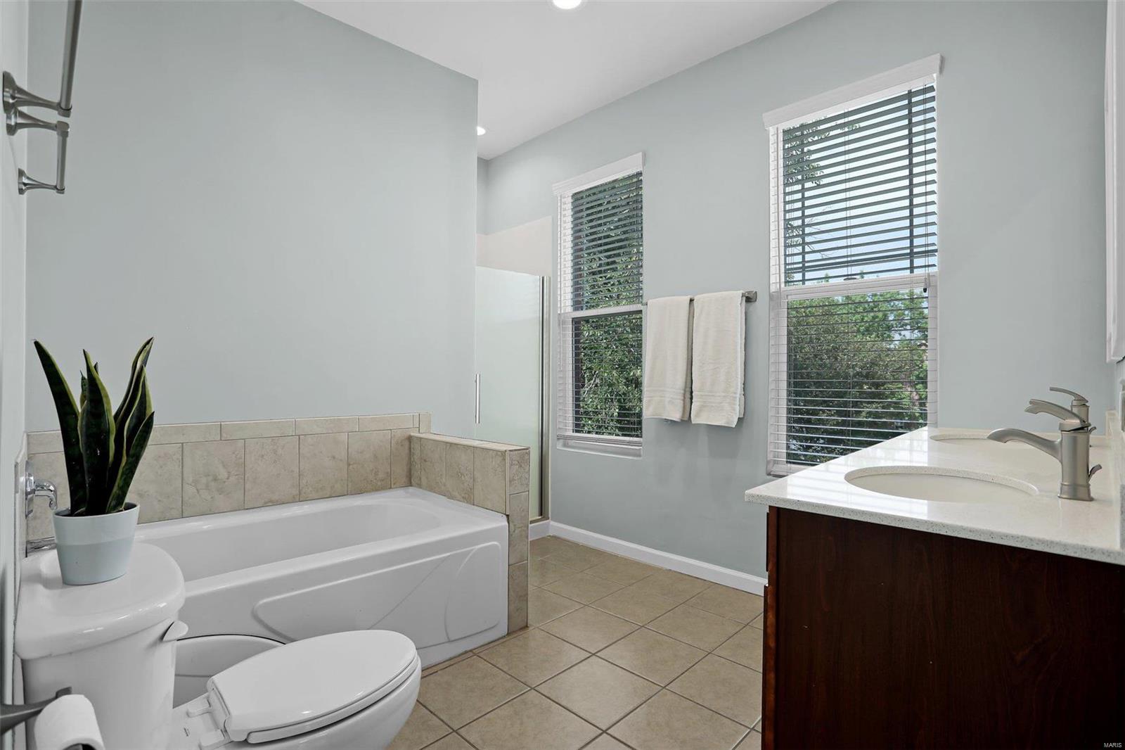 3515 Cambridge Avenue