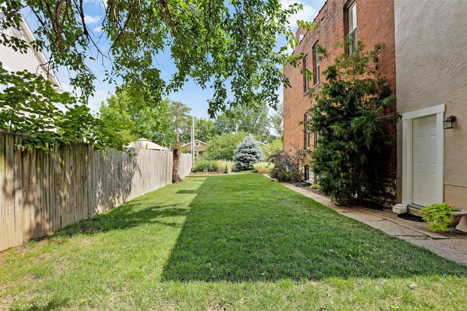 3515 Cambridge Avenue