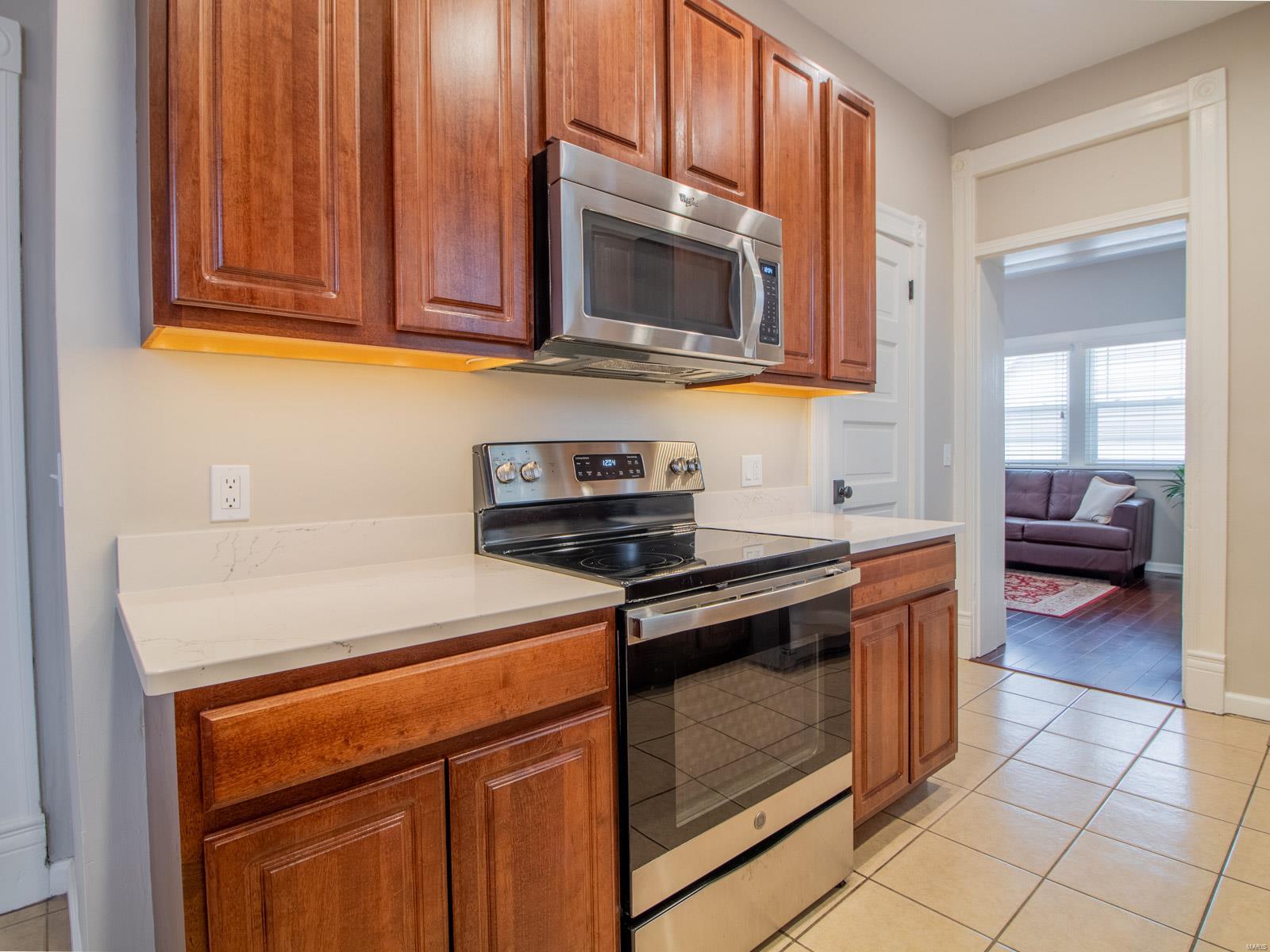 3515 Cambridge Avenue