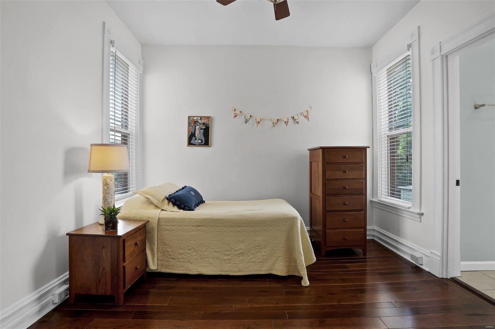 3515 Cambridge Avenue