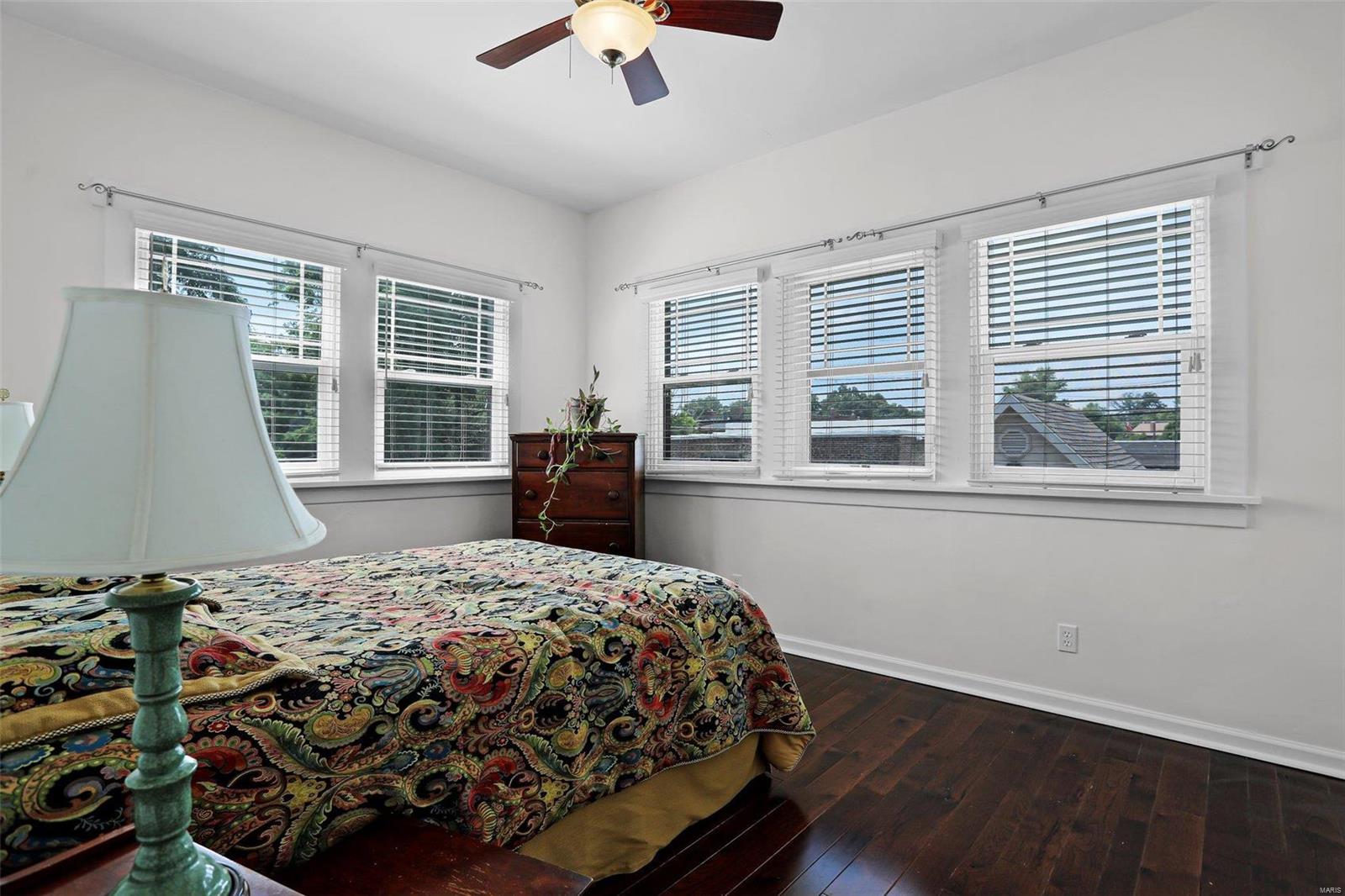 3515 Cambridge Avenue