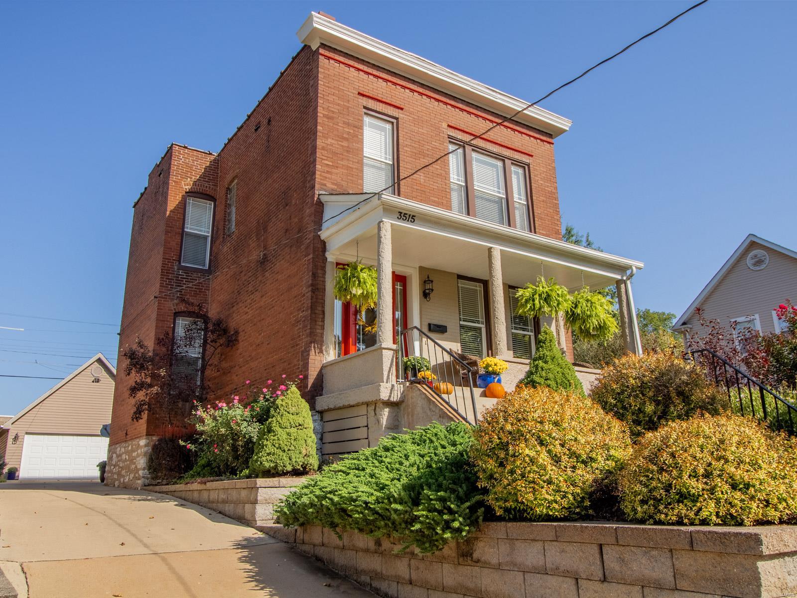 3515 Cambridge Avenue