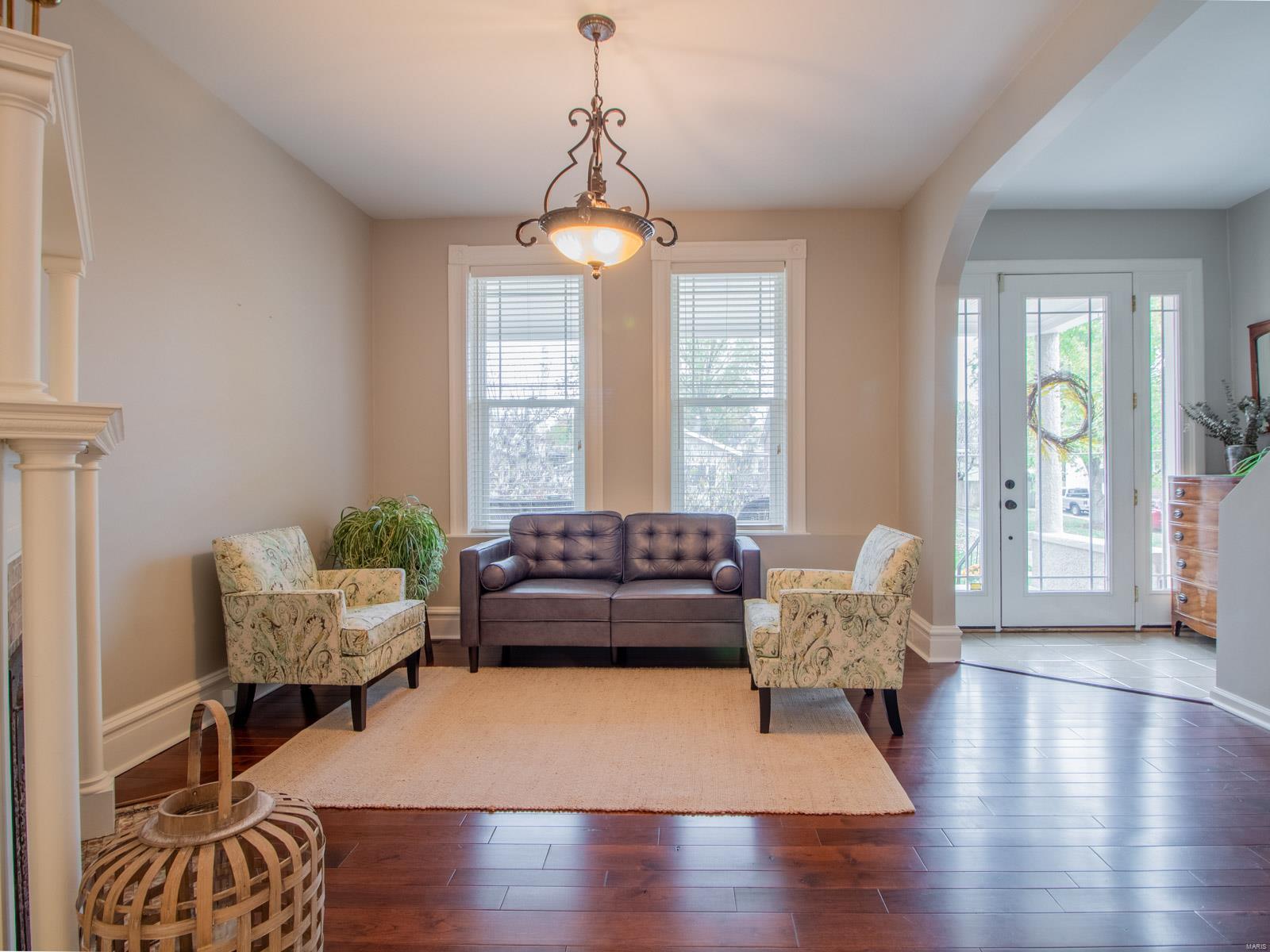 3515 Cambridge Avenue