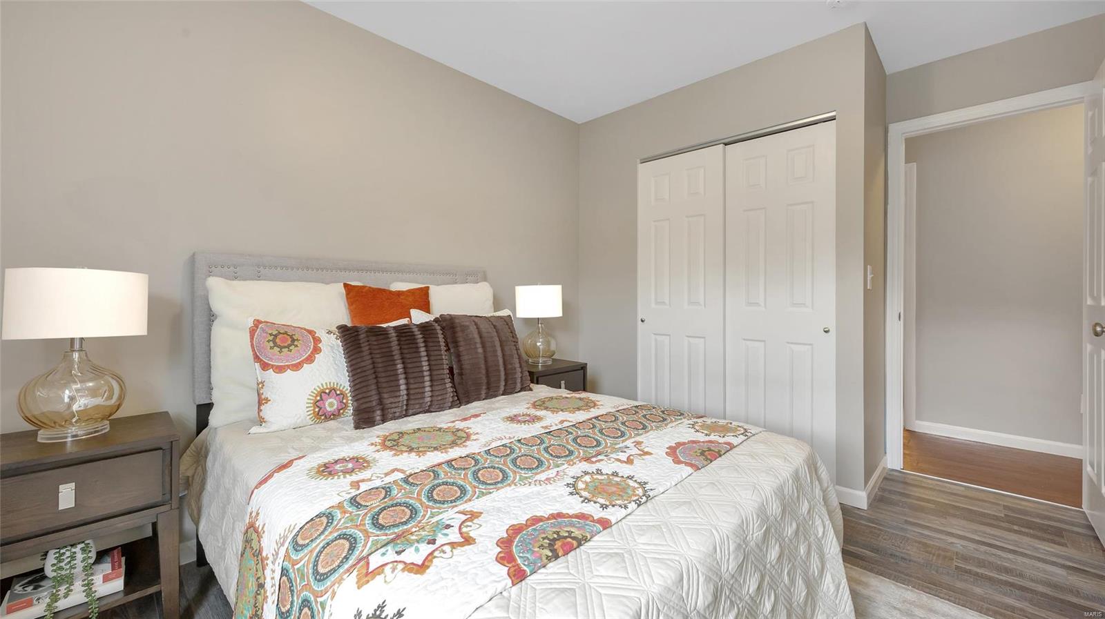 6593 Buckingham Palace Drive