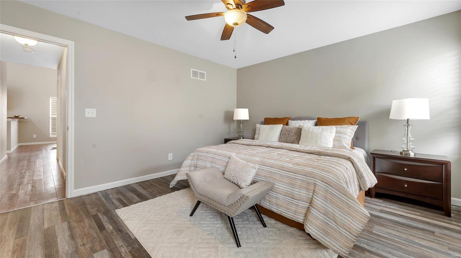 6593 Buckingham Palace Drive