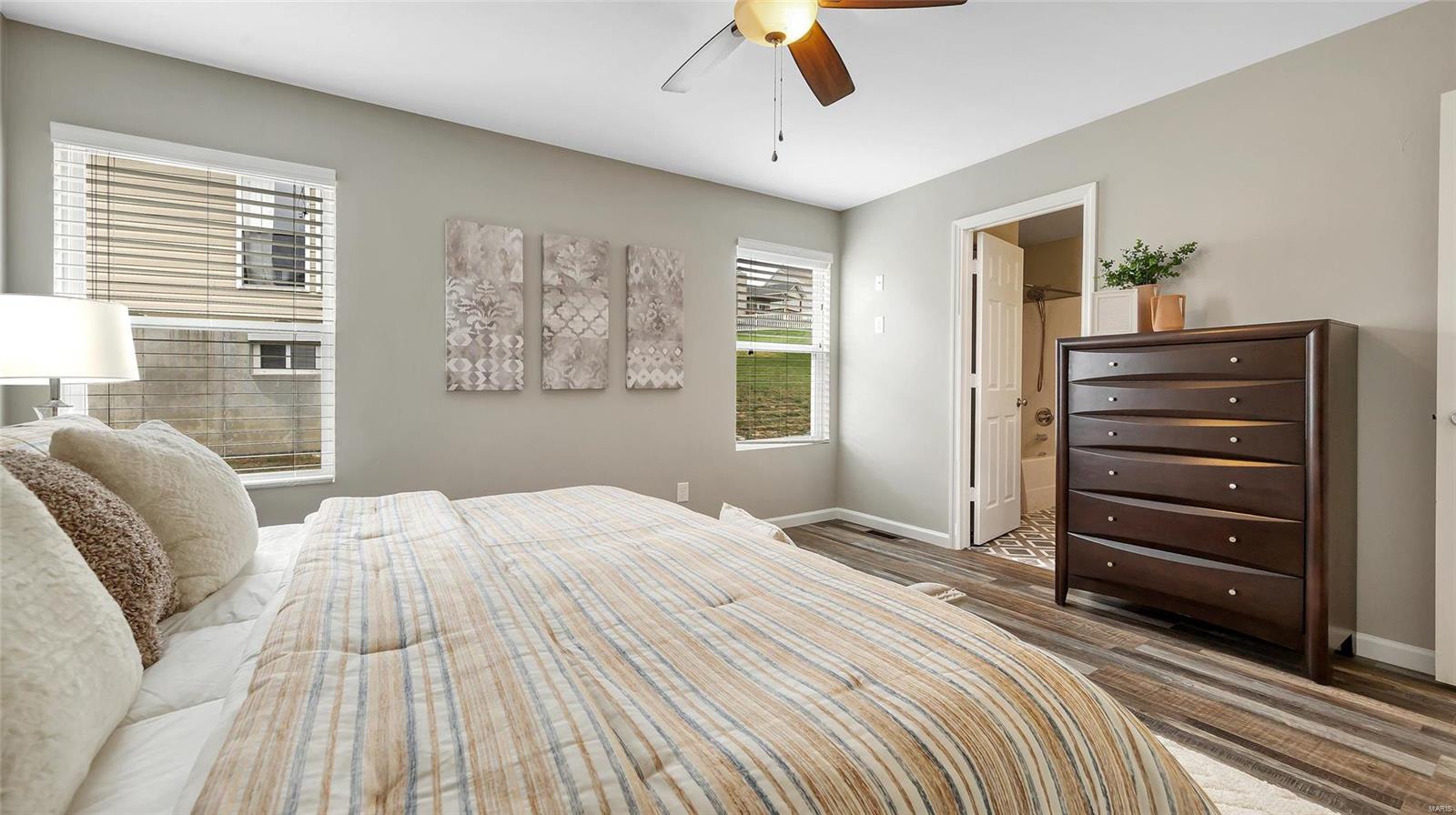 6593 Buckingham Palace Drive