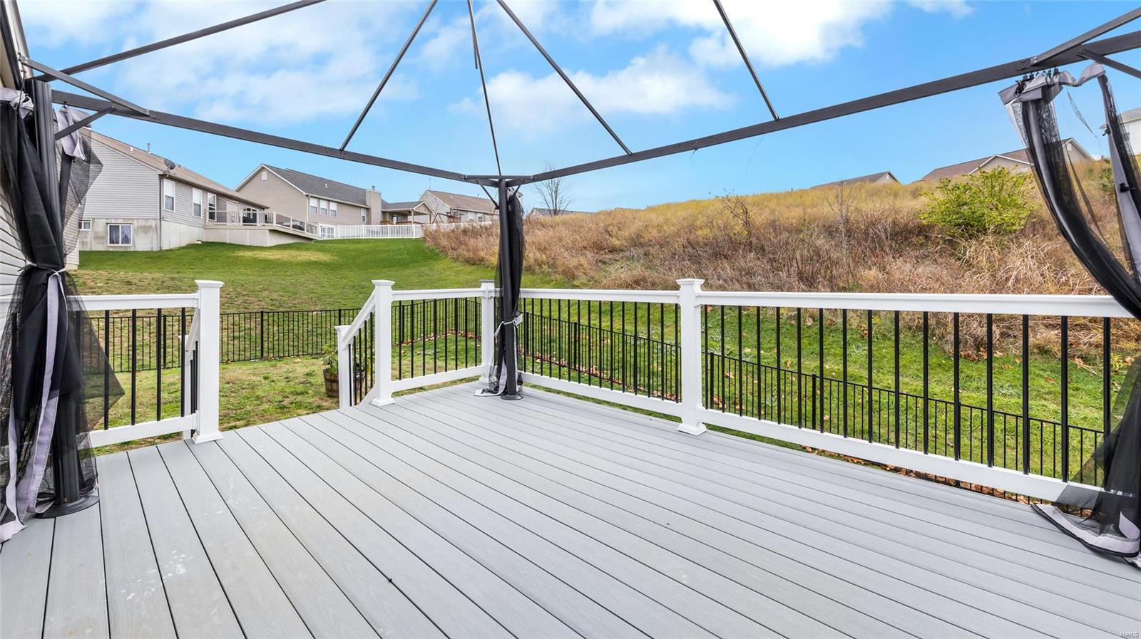 6593 Buckingham Palace Drive