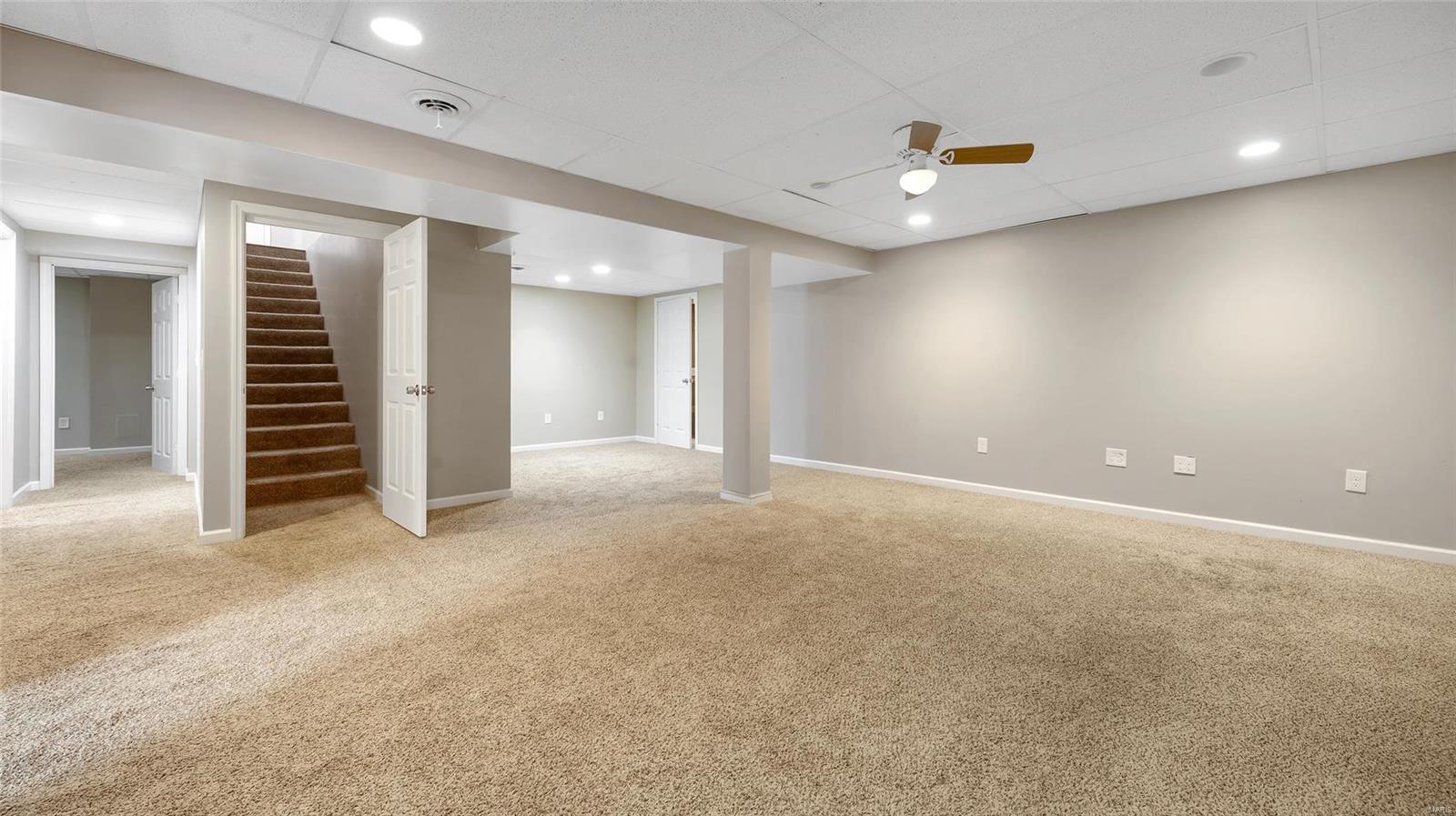 6593 Buckingham Palace Drive