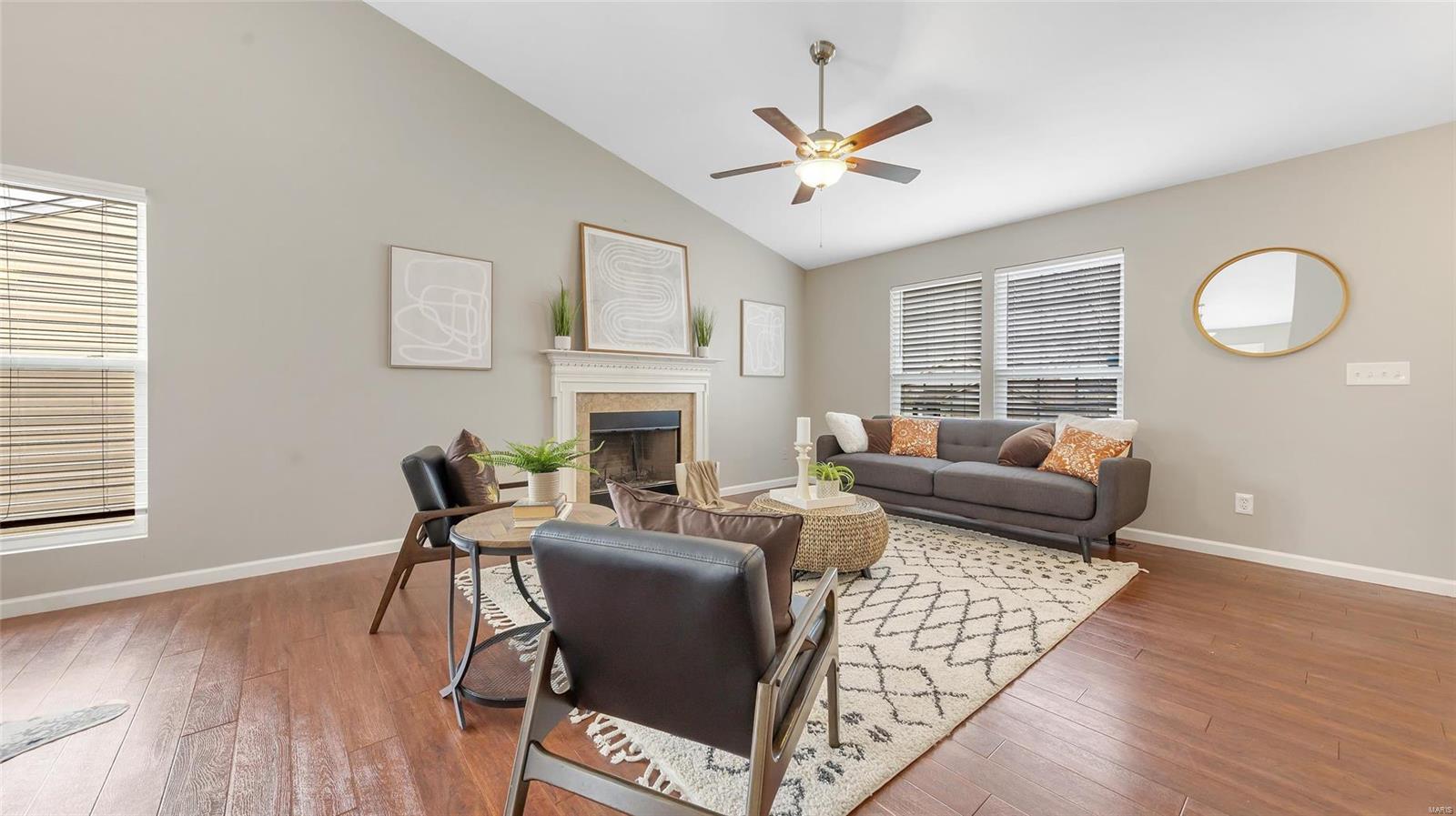 6593 Buckingham Palace Drive