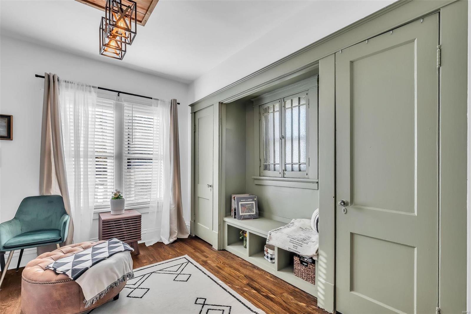 6742 Marquette Avenue