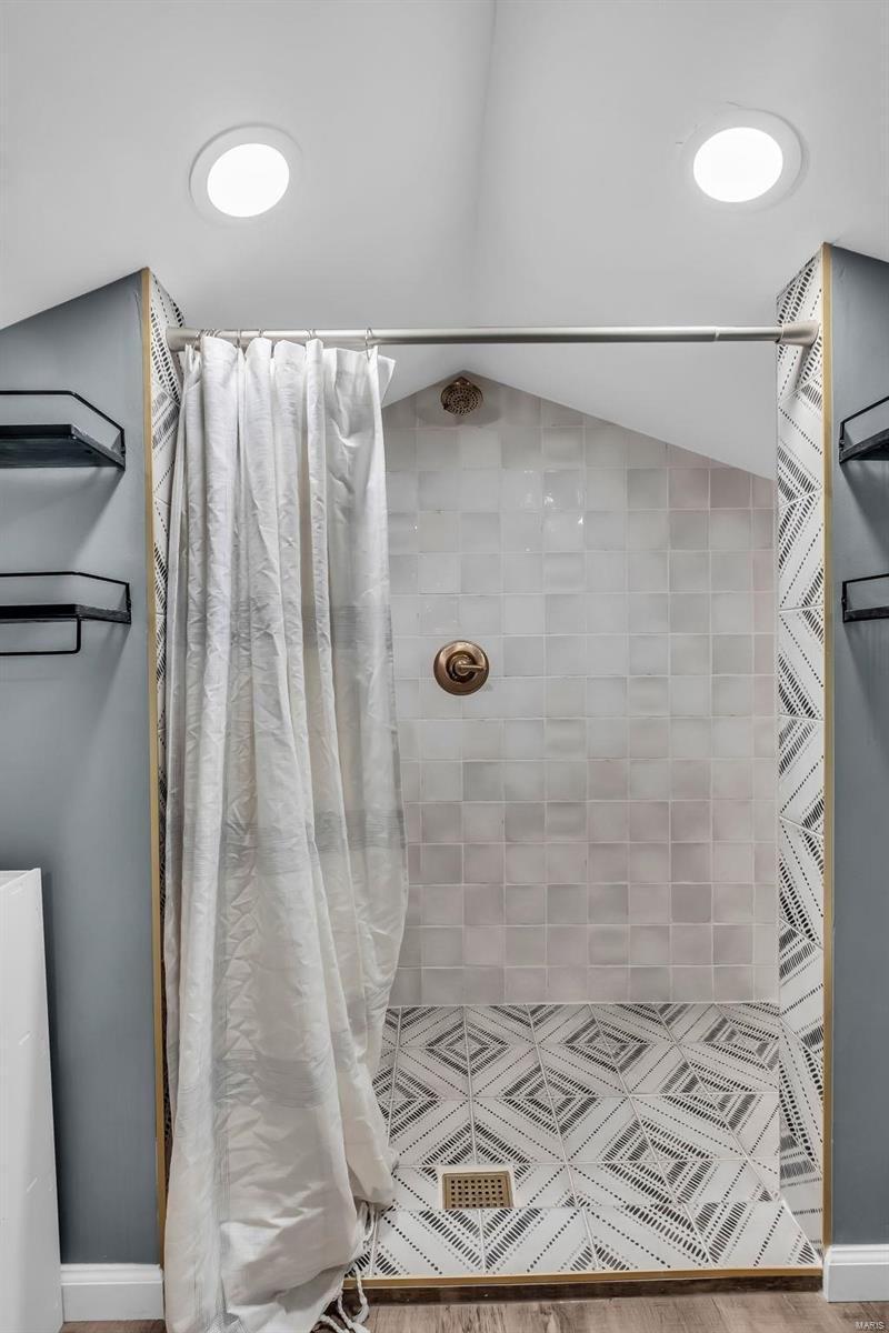 6742 Marquette Avenue