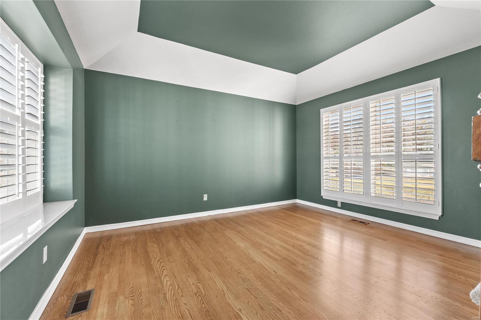 1909 Clarkwood Court