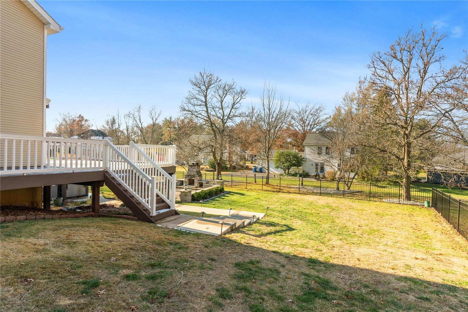 1909 Clarkwood Court