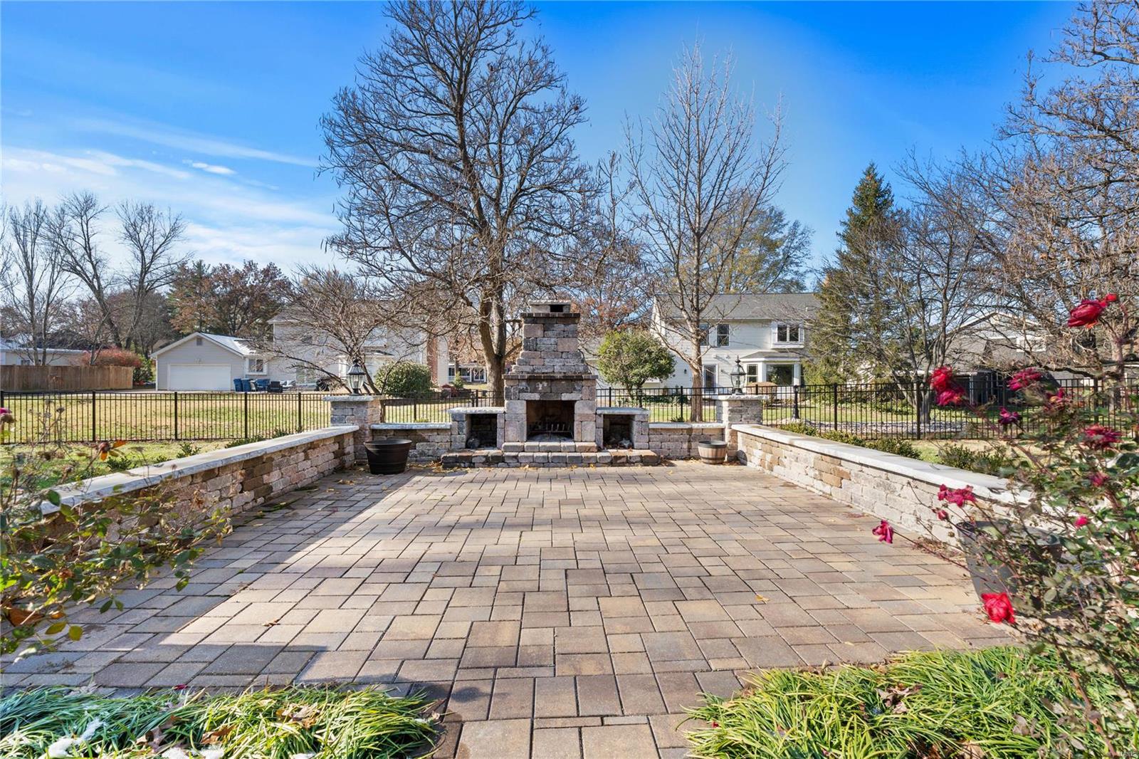 1909 Clarkwood Court