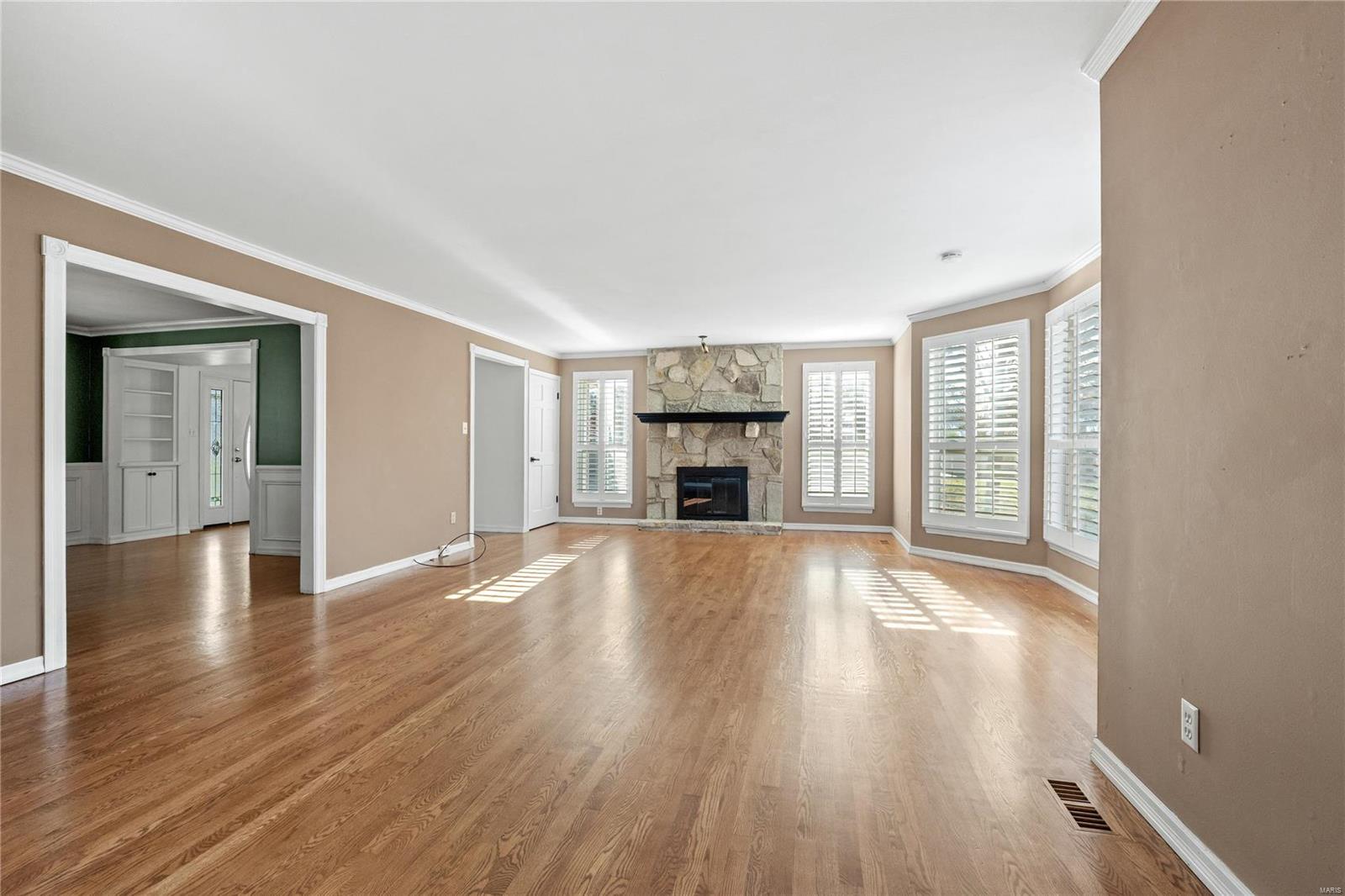 1909 Clarkwood Court