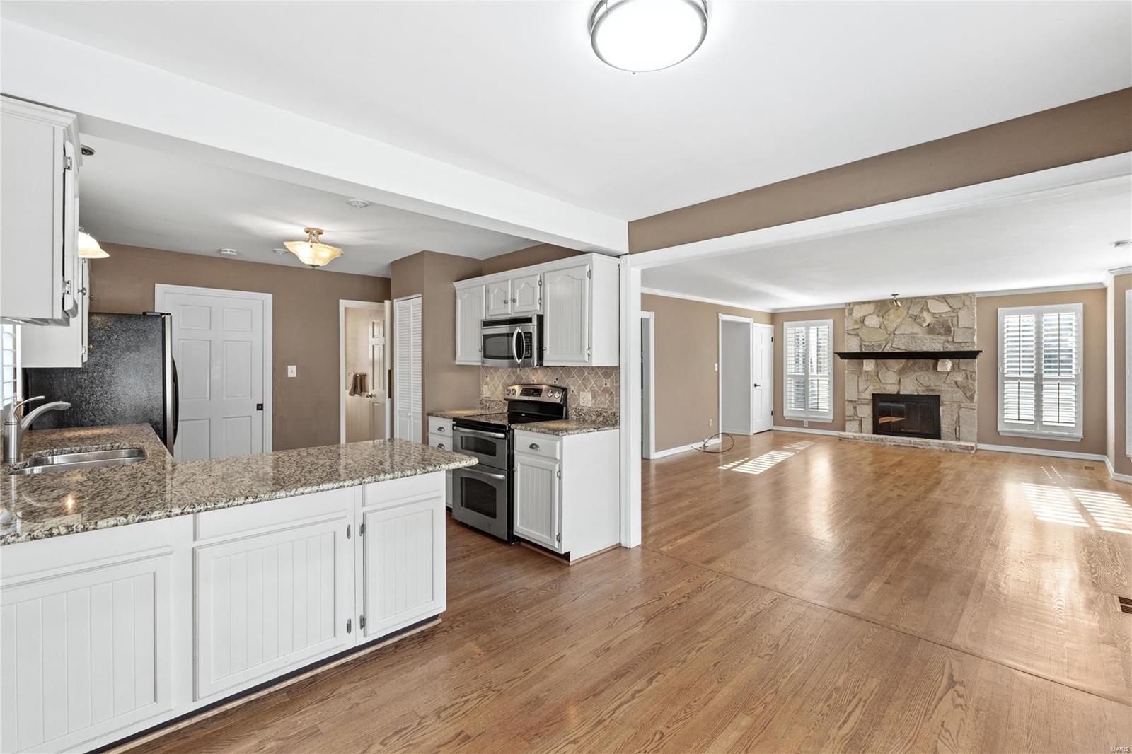 1909 Clarkwood Court