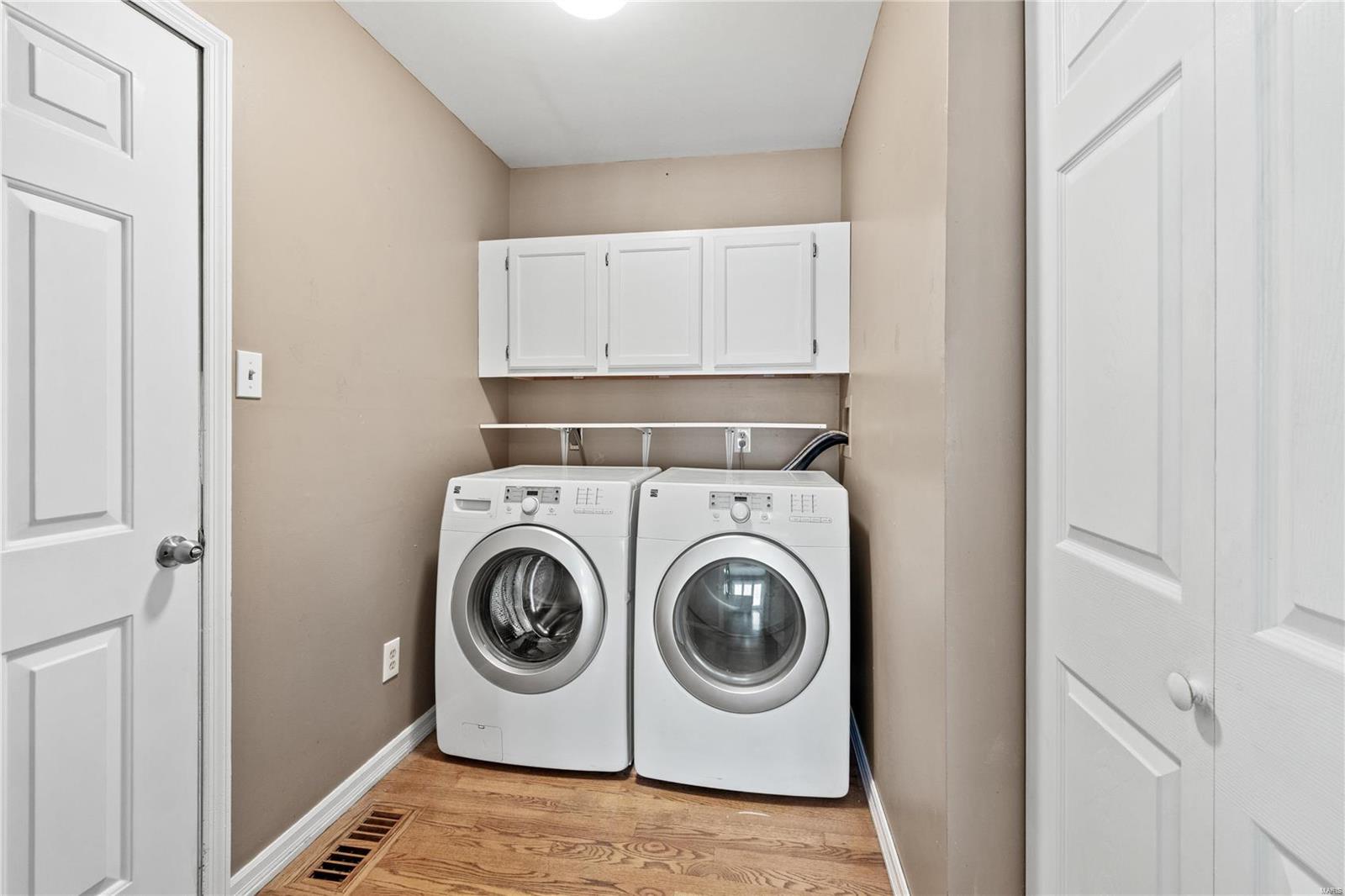 1909 Clarkwood Court