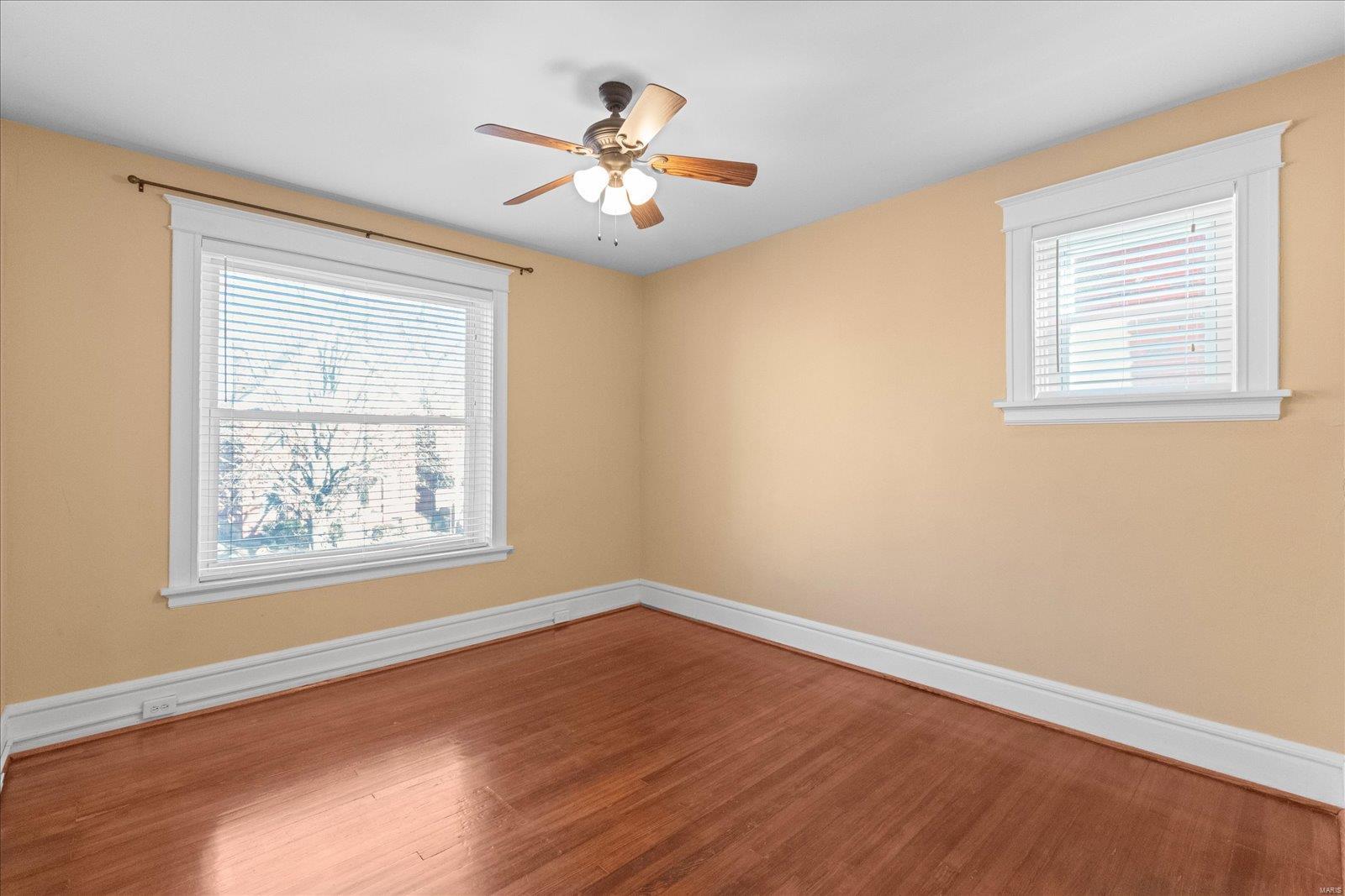 5830 De Giverville Avenue