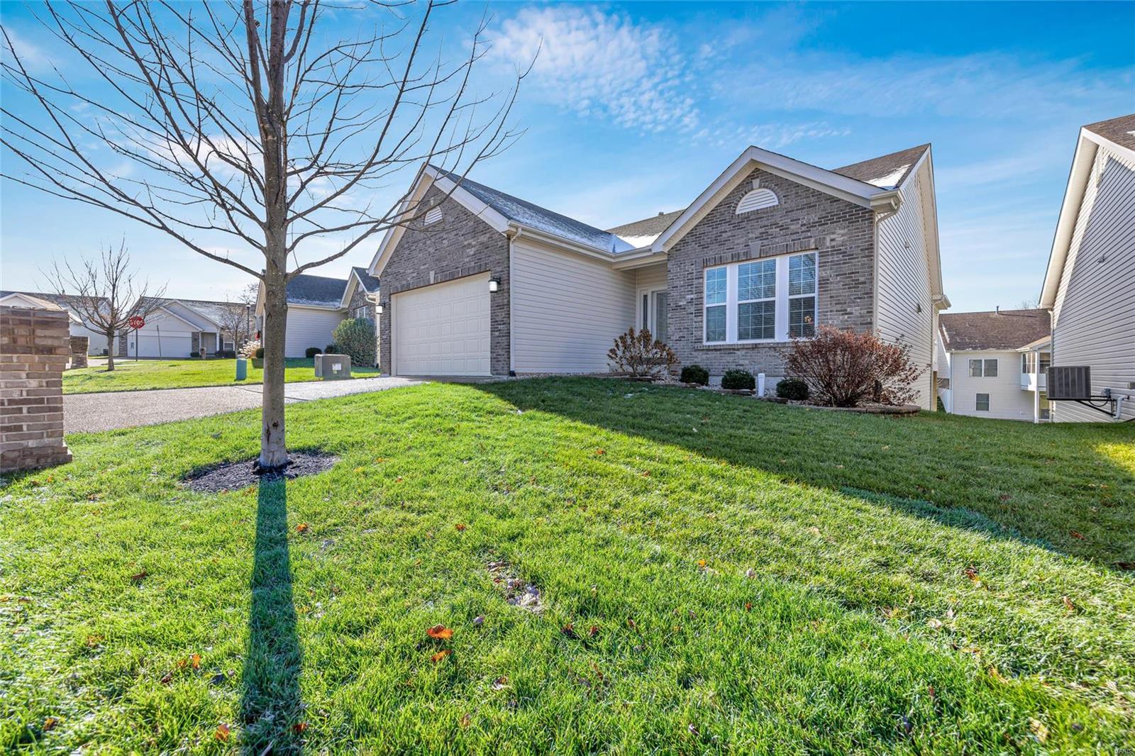 12 Ellington Oaks Court