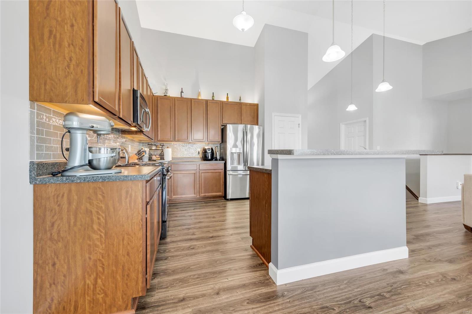 12 Ellington Oaks Court