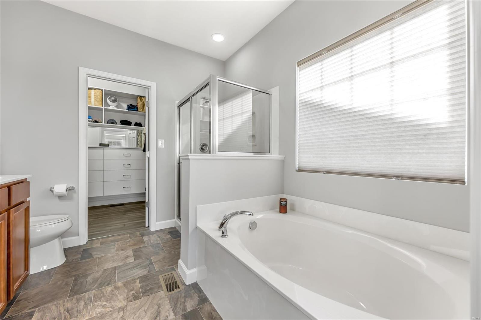 12 Ellington Oaks Court