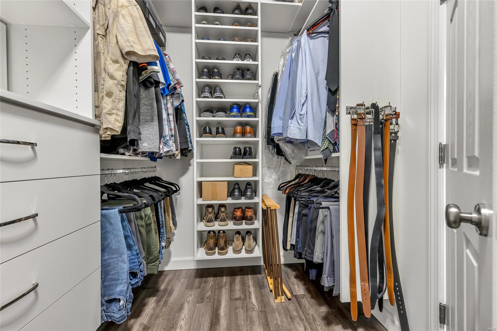 12 Ellington Oaks Court