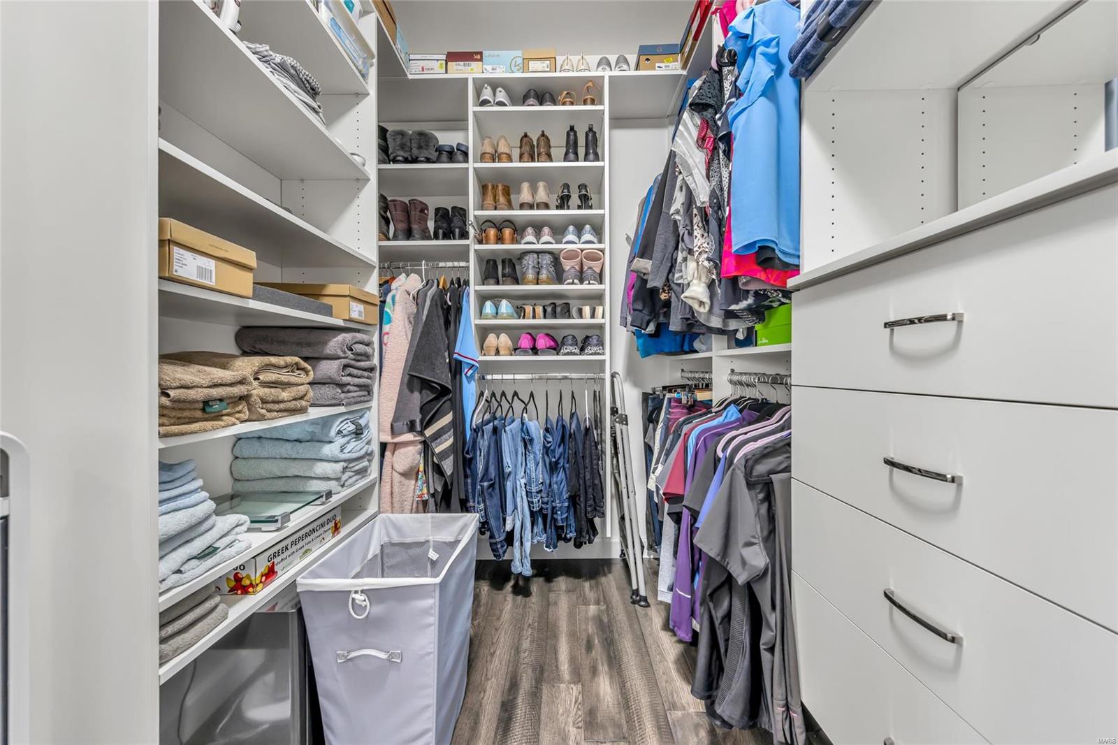 12 Ellington Oaks Court