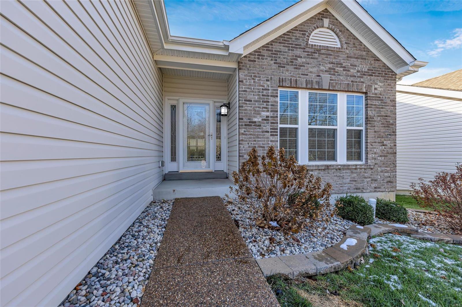 12 Ellington Oaks Court