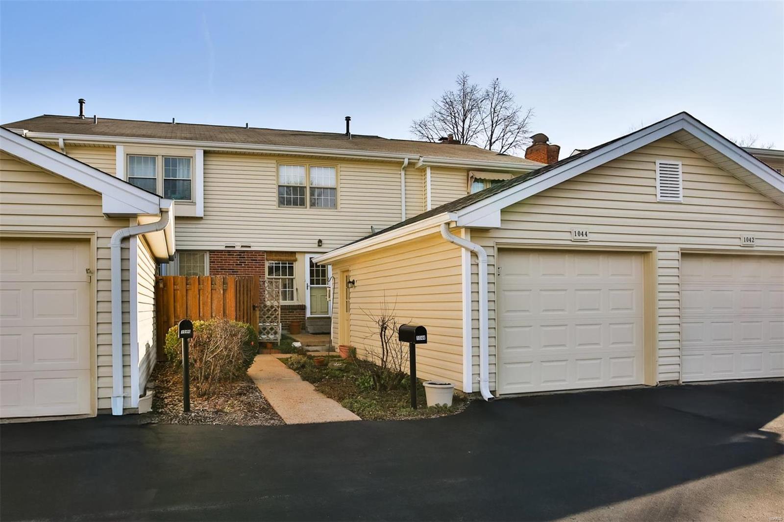 1044 Brooksgate Manor Drive