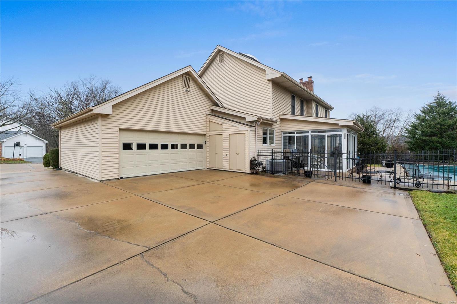 1320 Haute Loire Drive