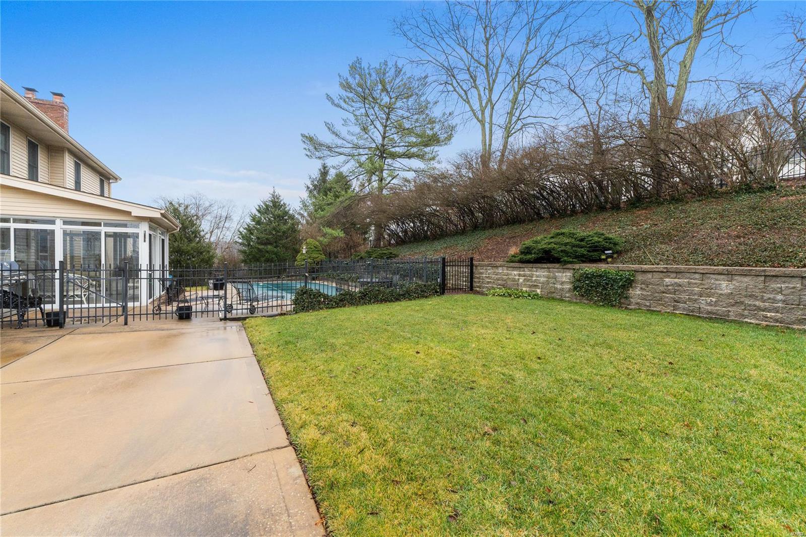 1320 Haute Loire Drive