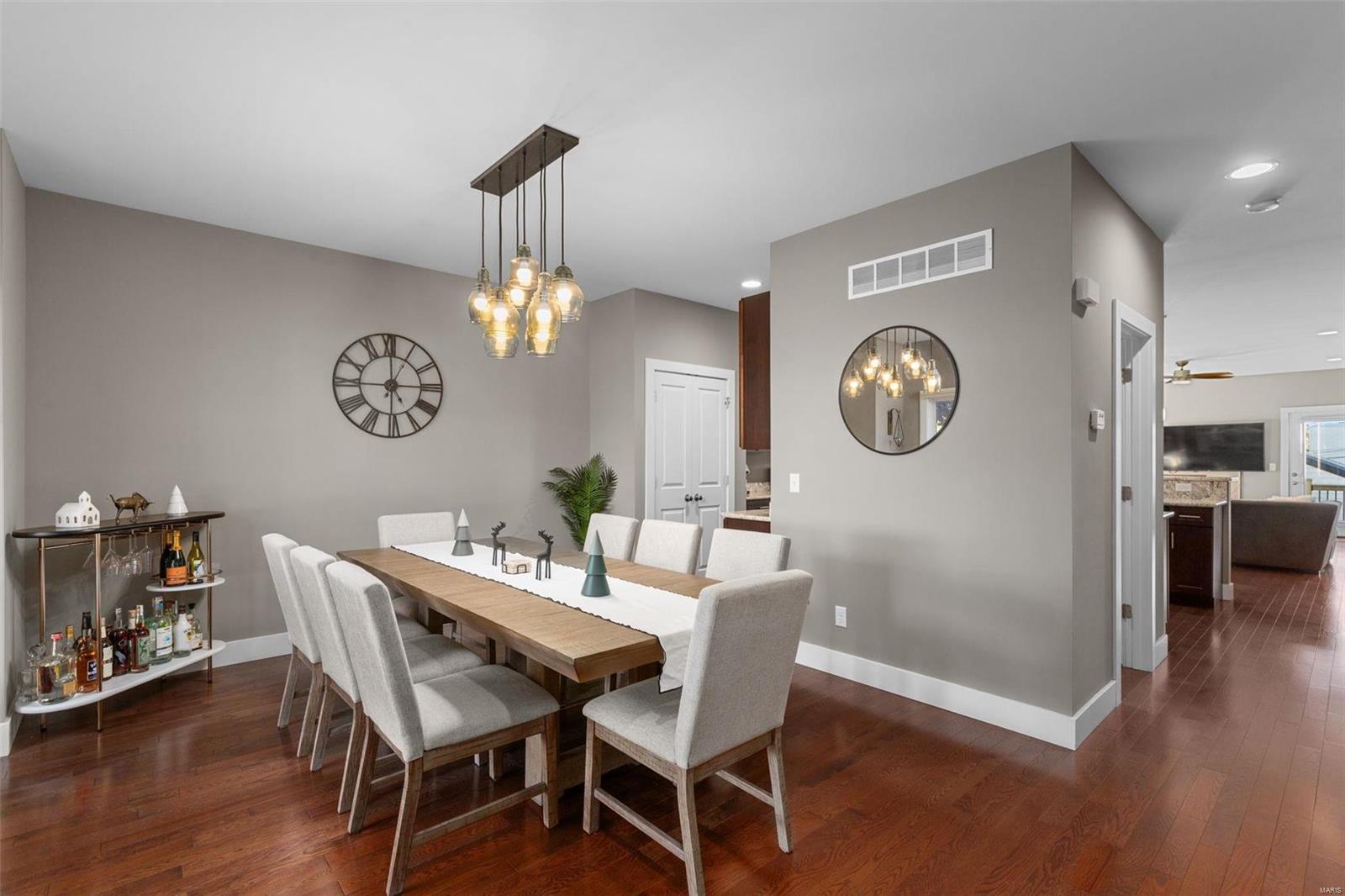 5378 Magnolia Avenue