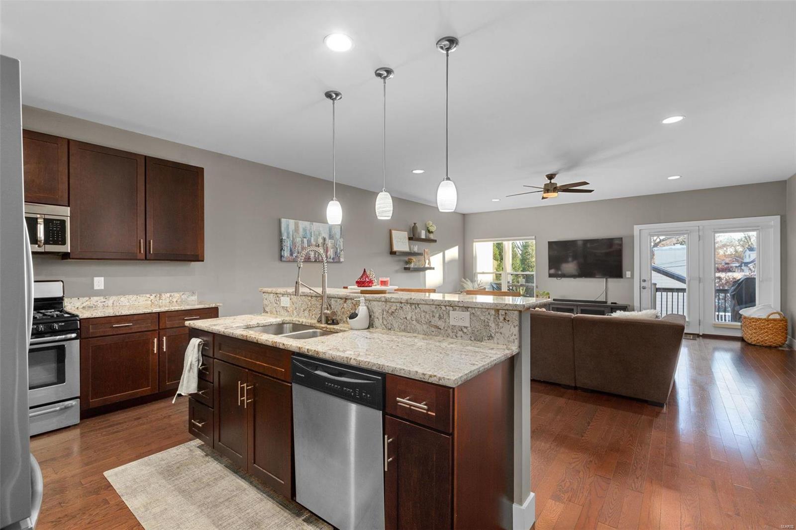 5378 Magnolia Avenue