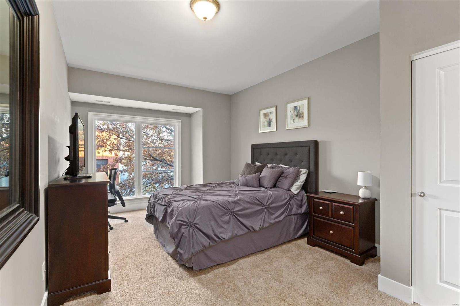 5378 Magnolia Avenue