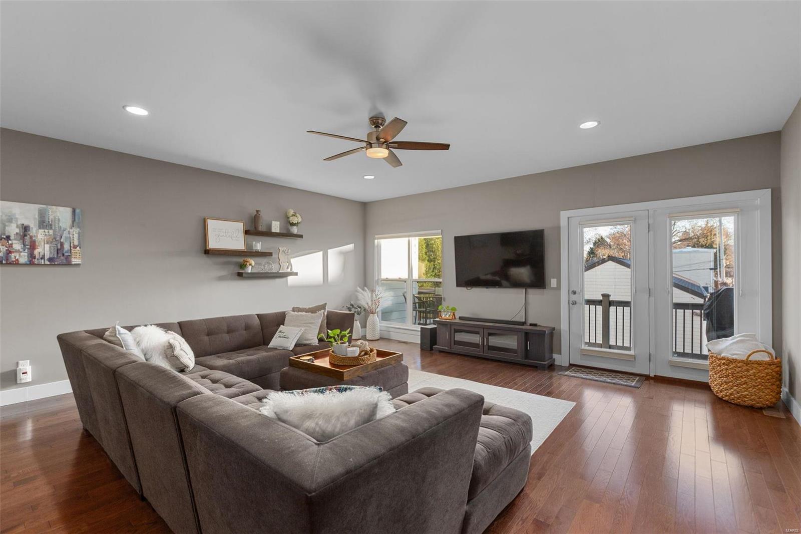 5378 Magnolia Avenue