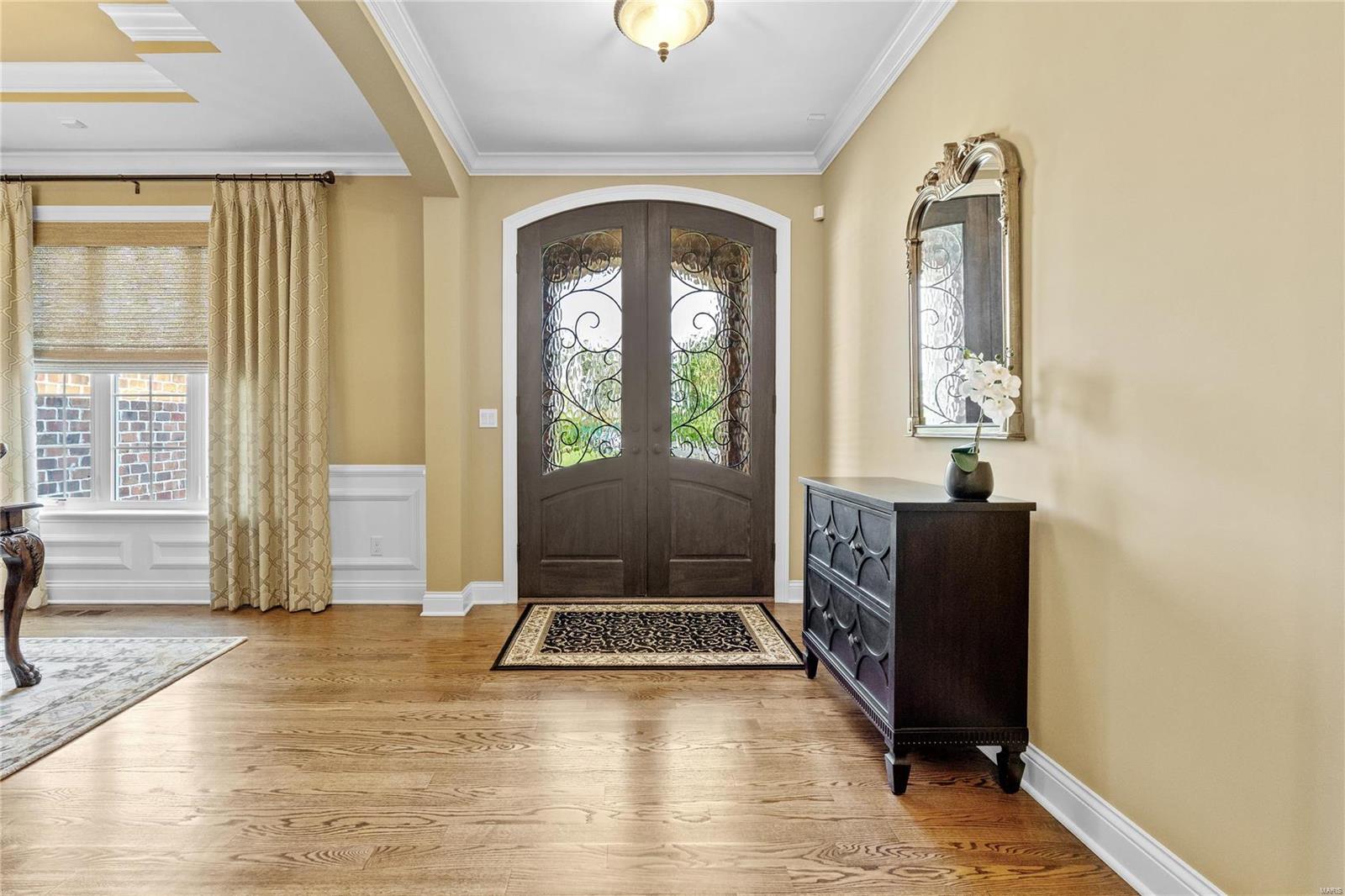 30 Meadowbrook Country Club Est