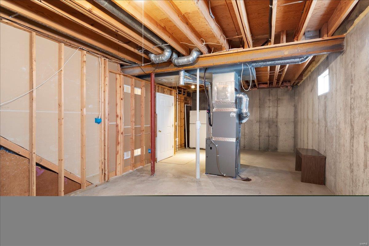 1228 Castle Gate Villas Dr