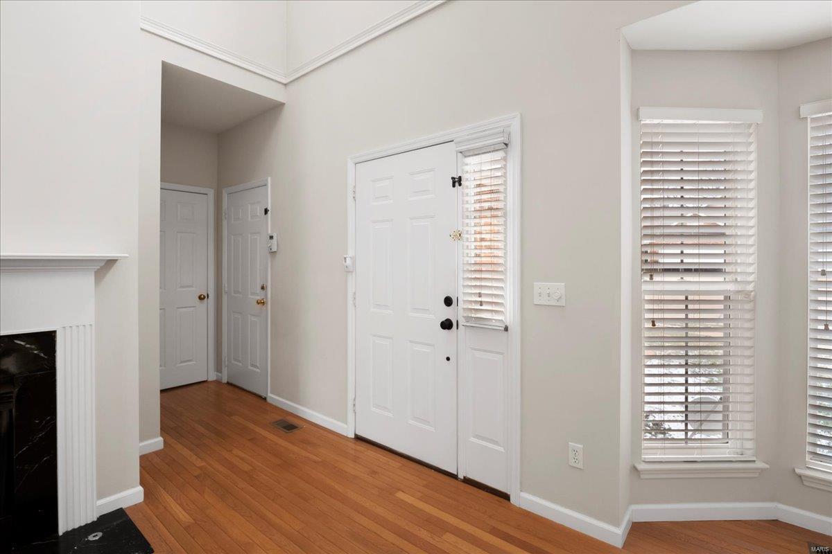 1228 Castle Gate Villas Dr