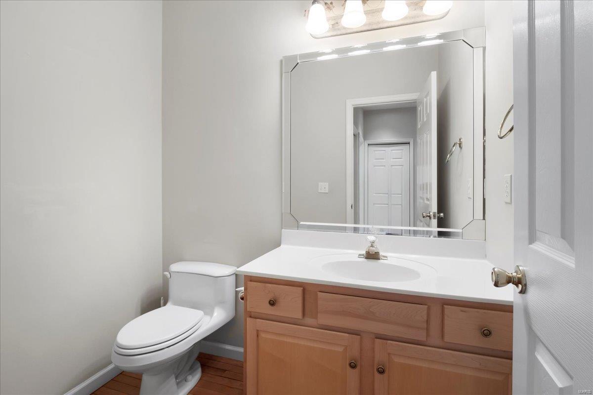 1228 Castle Gate Villas Dr