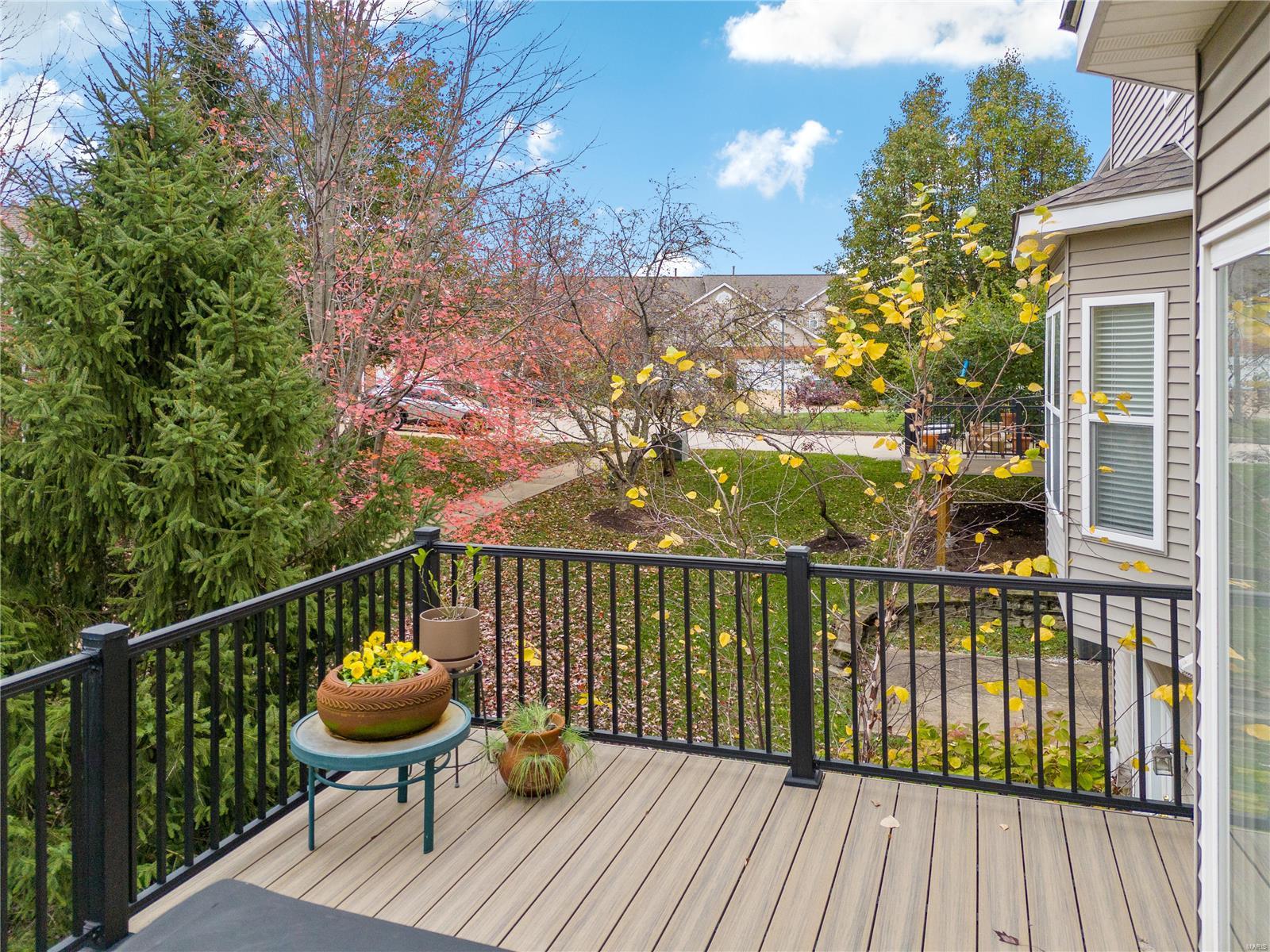 1228 Castle Gate Villas Dr