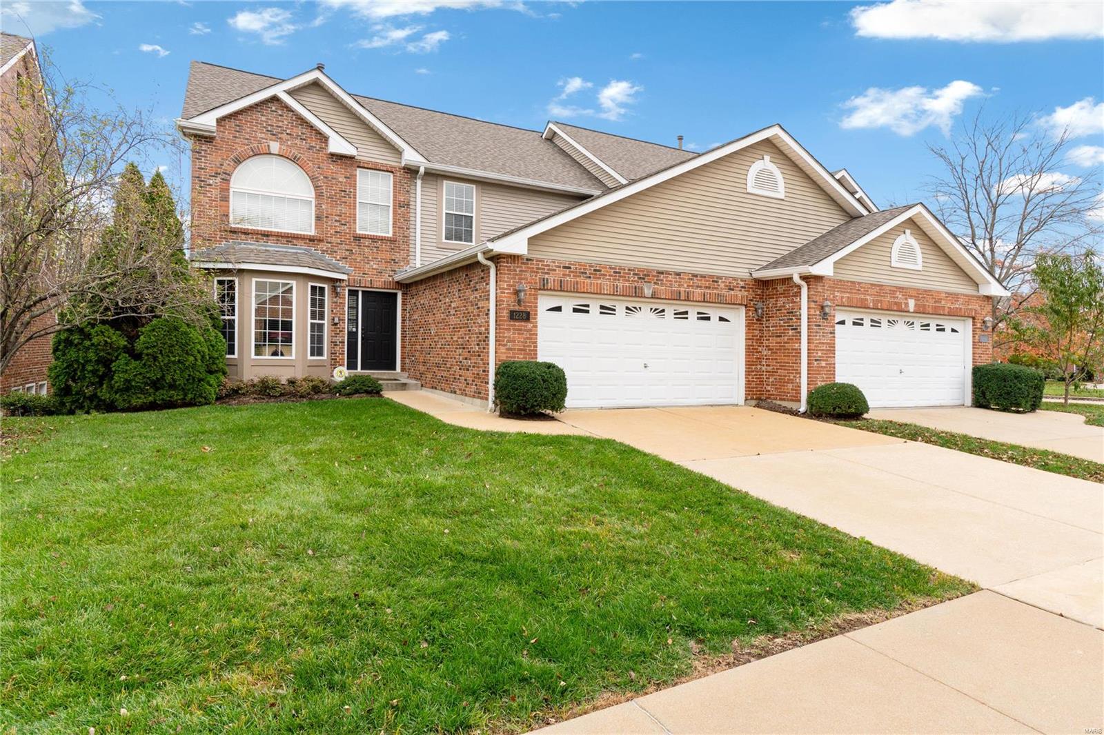 1228 Castle Gate Villas Dr