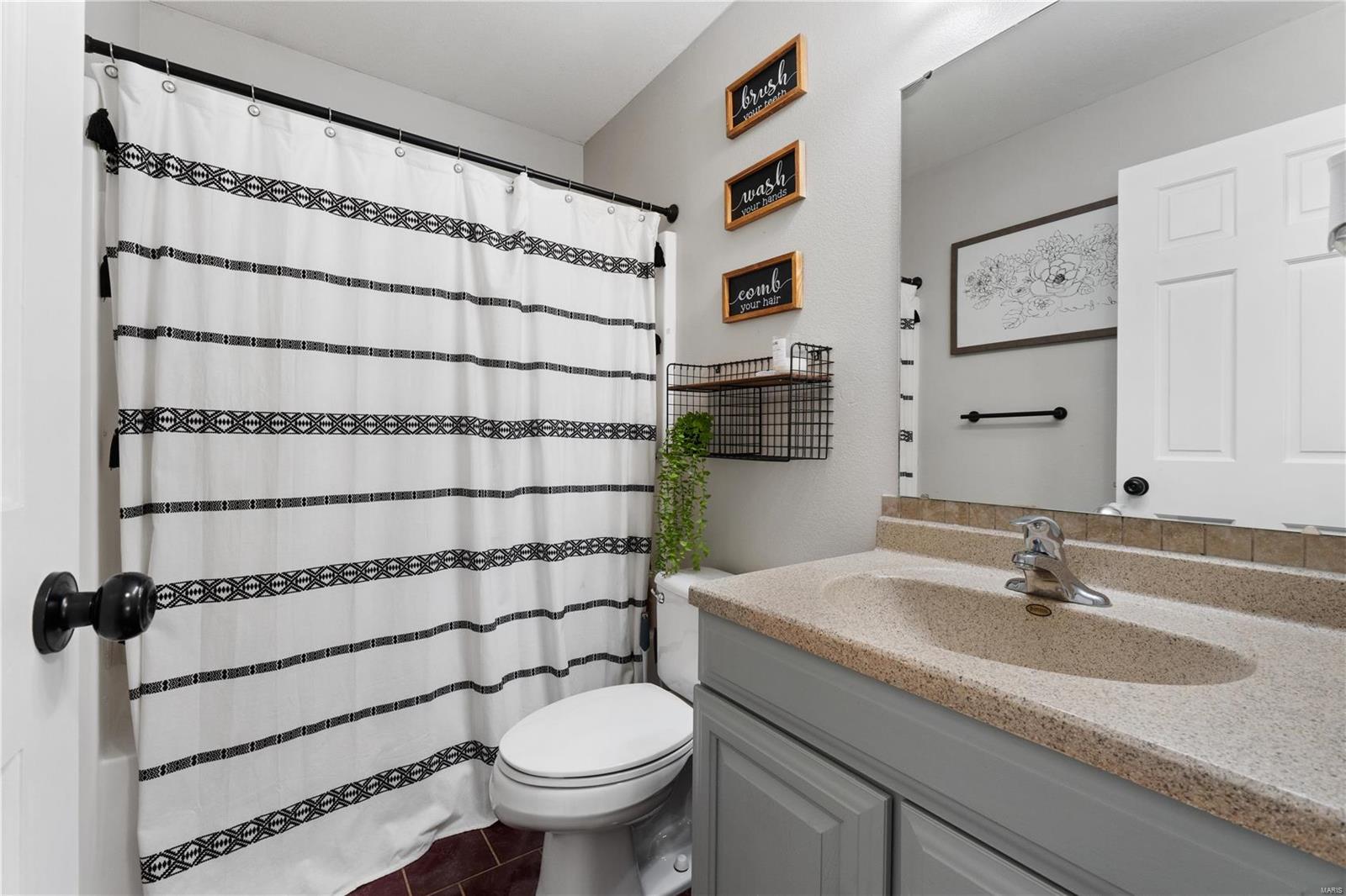 906 Autumn Knoll Place