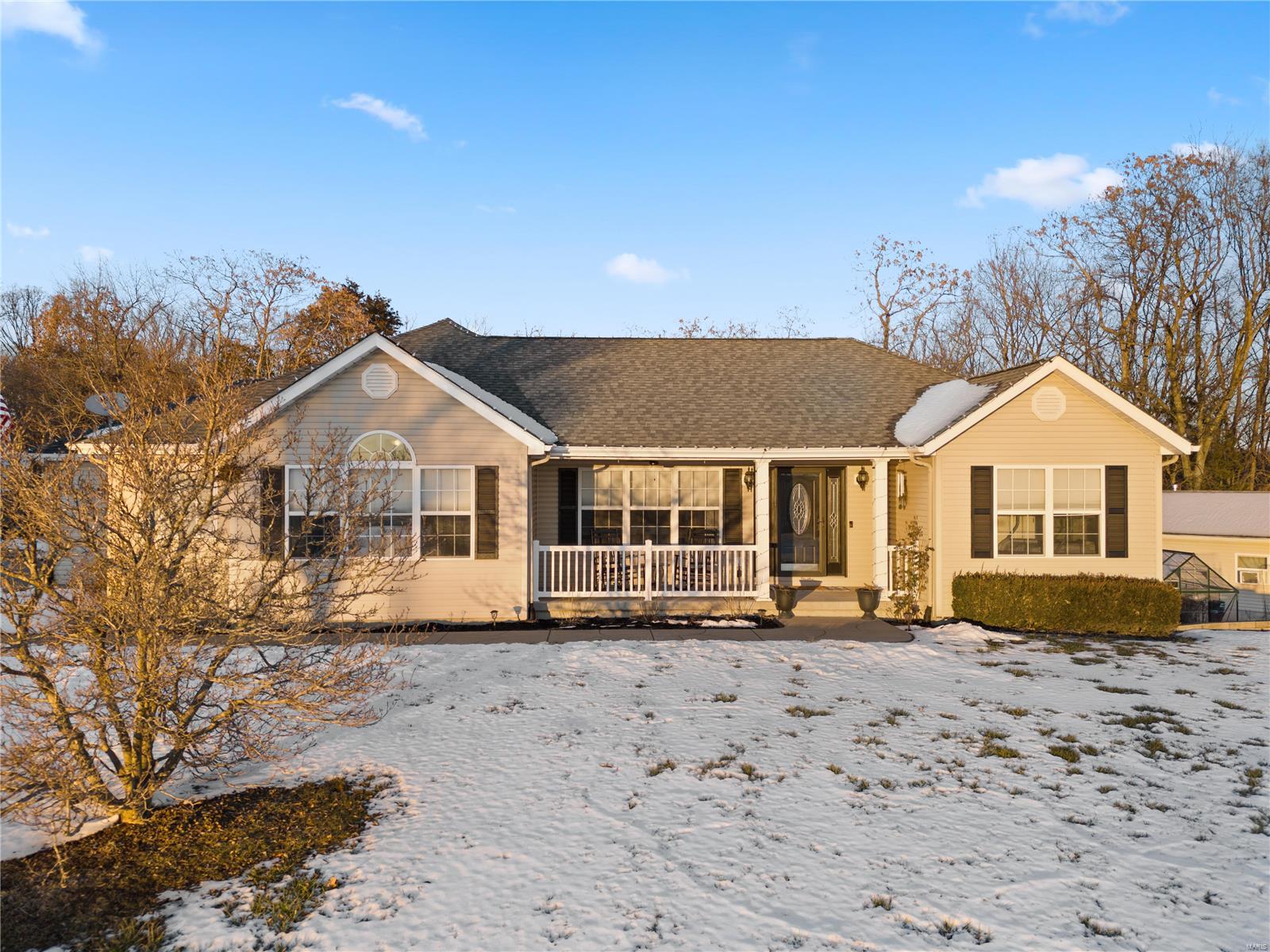 906 Autumn Knoll Place