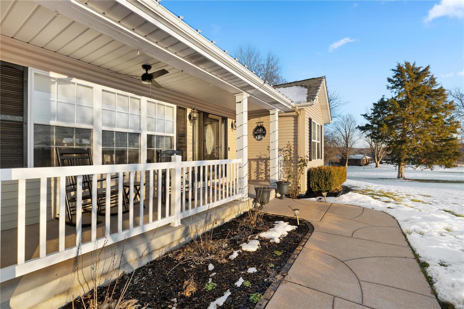 906 Autumn Knoll Place