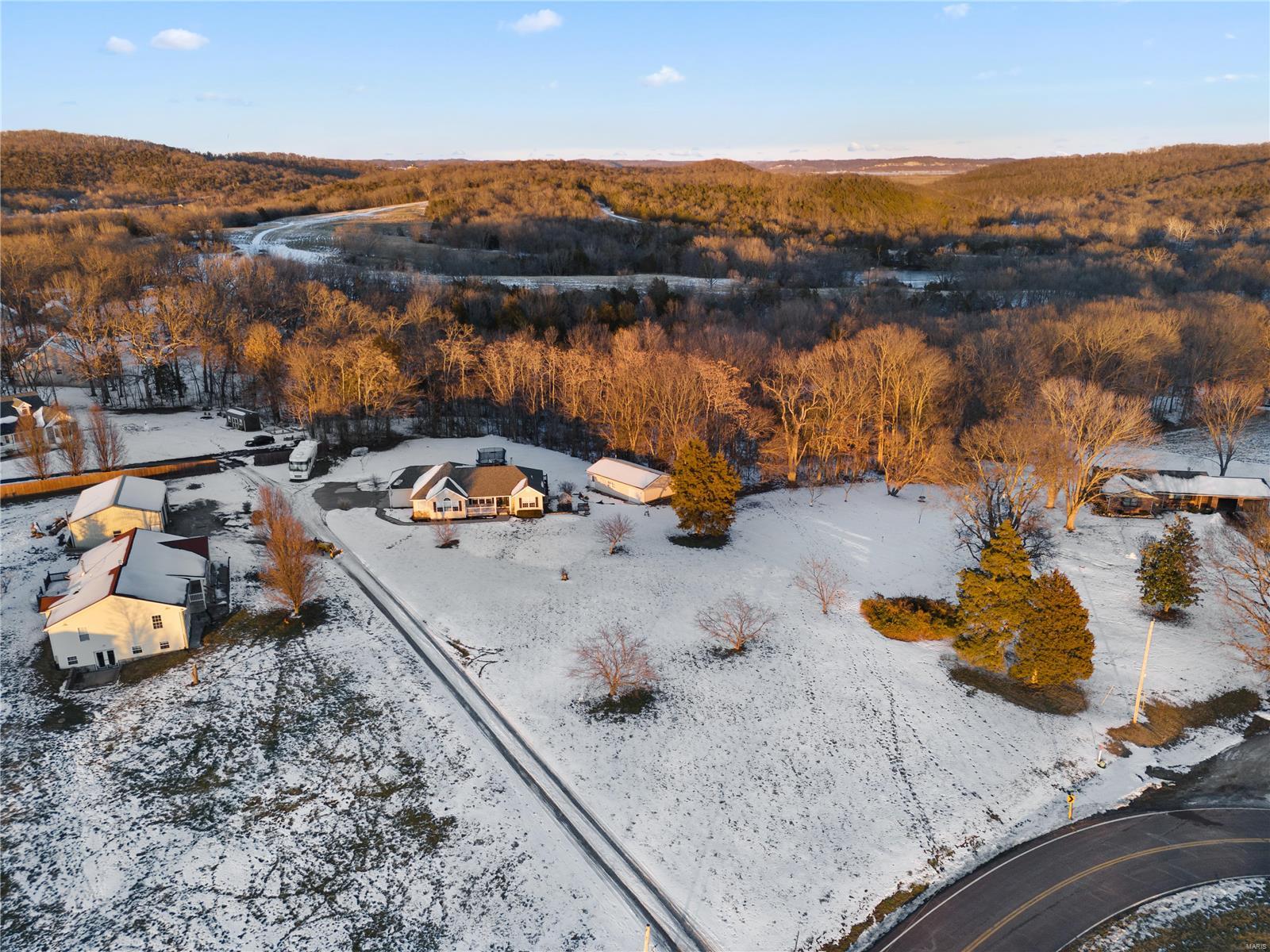 906 Autumn Knoll Place