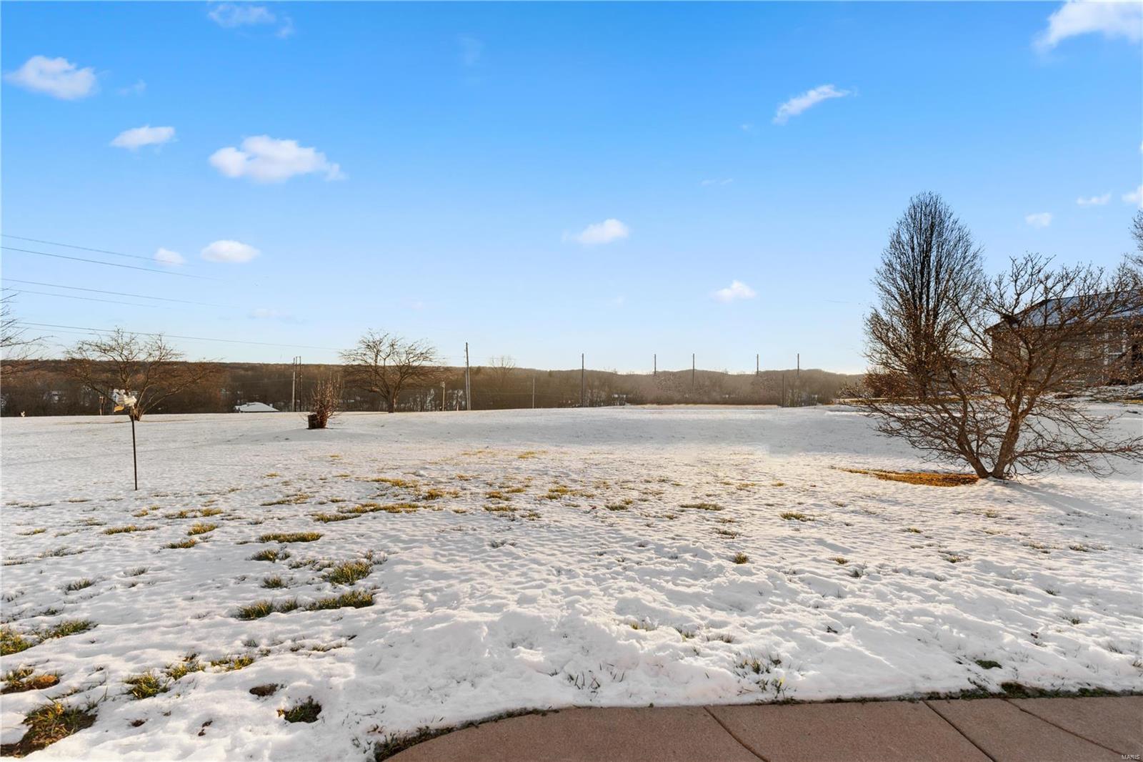 906 Autumn Knoll Place