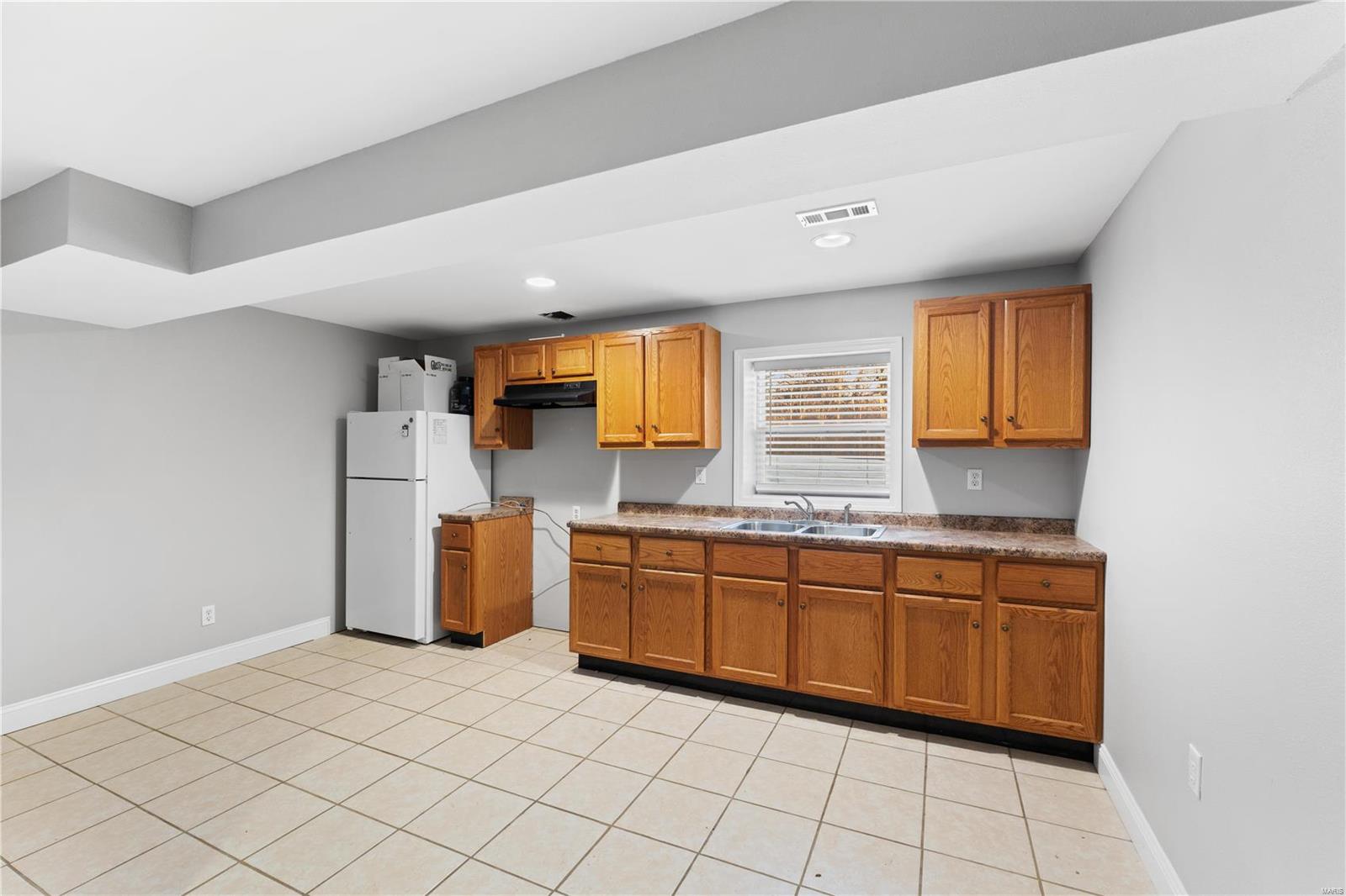 906 Autumn Knoll Place