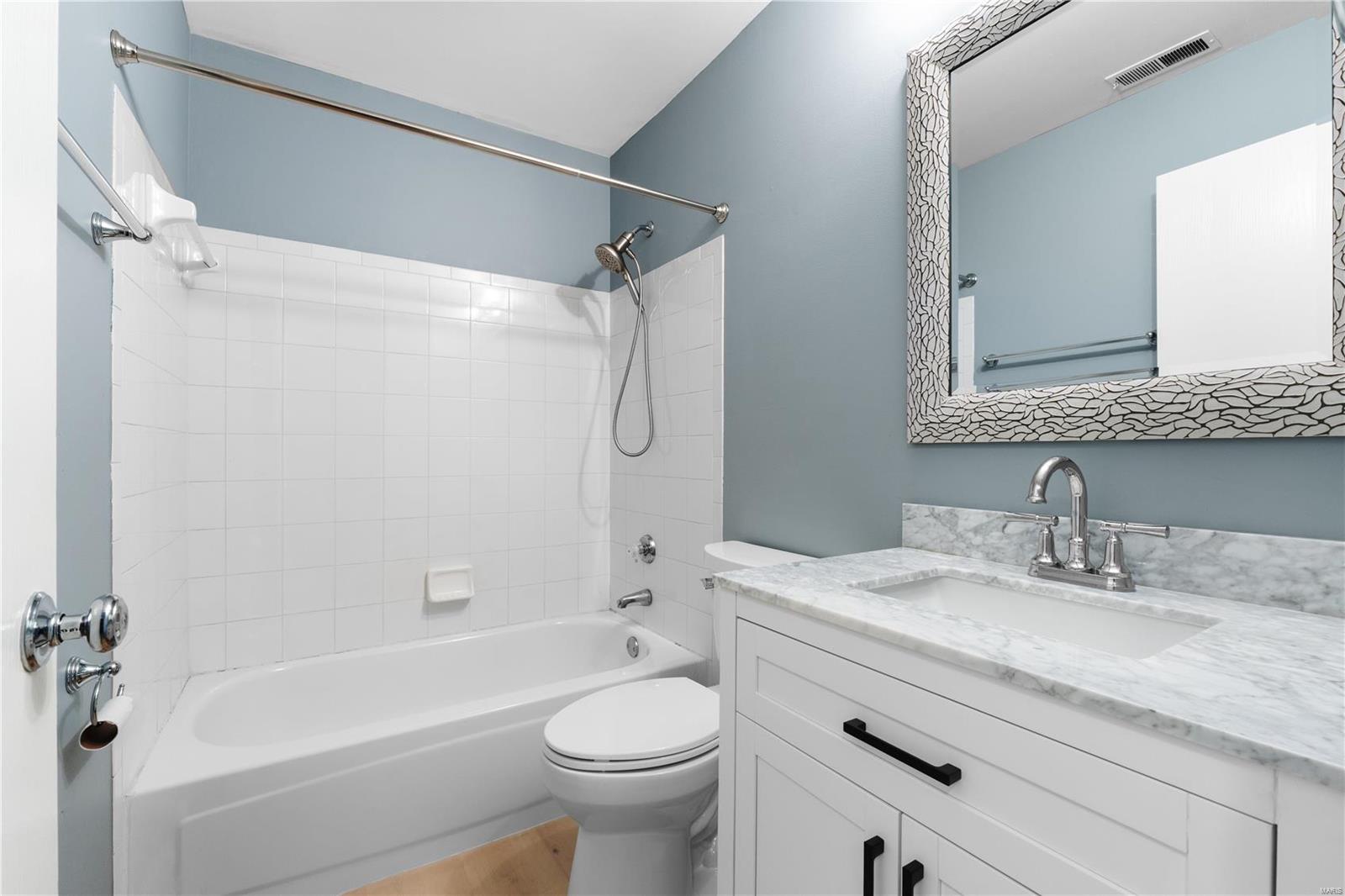 16538 Victoria Crossing Drive Unit: L