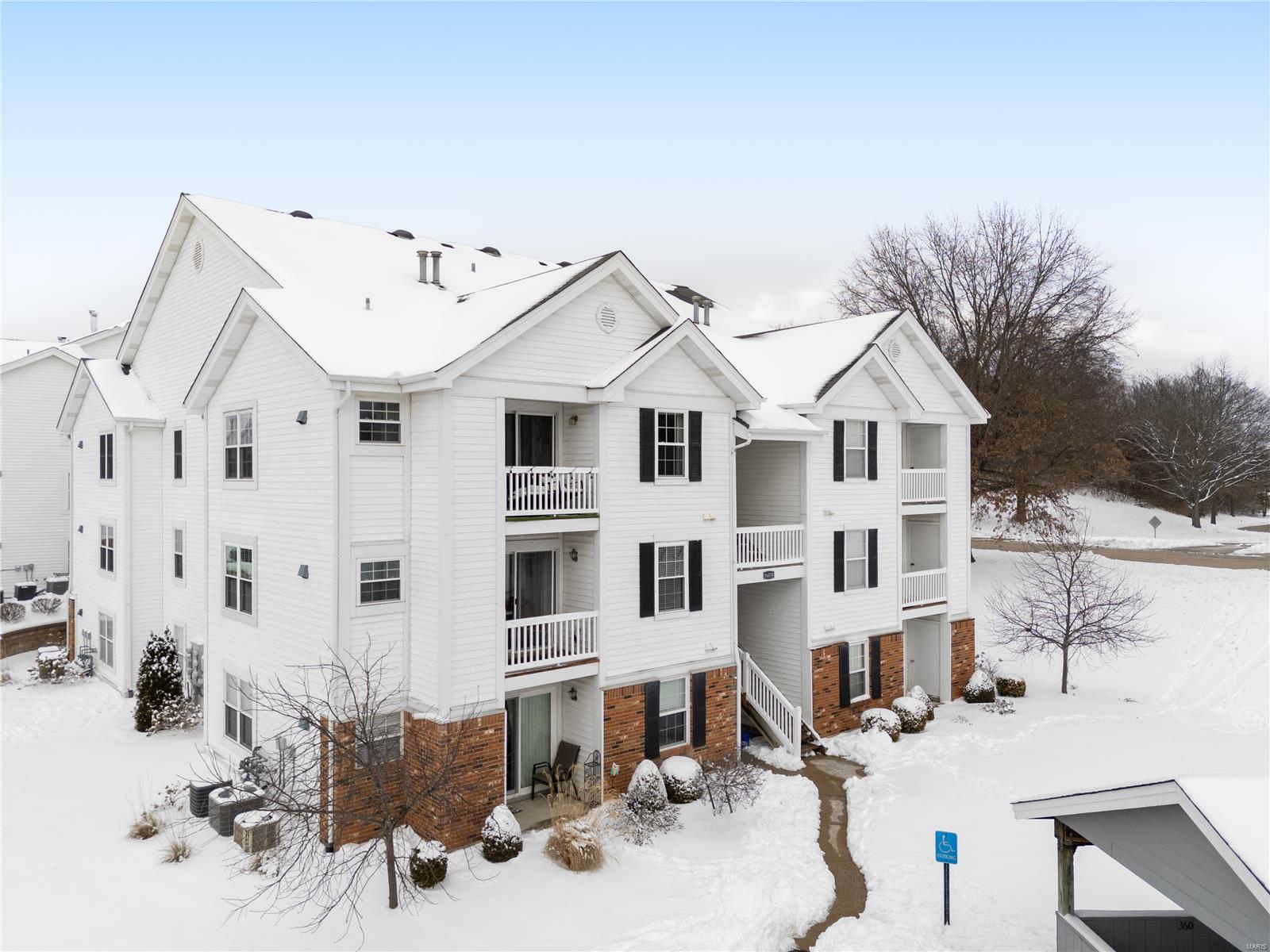 16538 Victoria Crossing Drive Unit: L