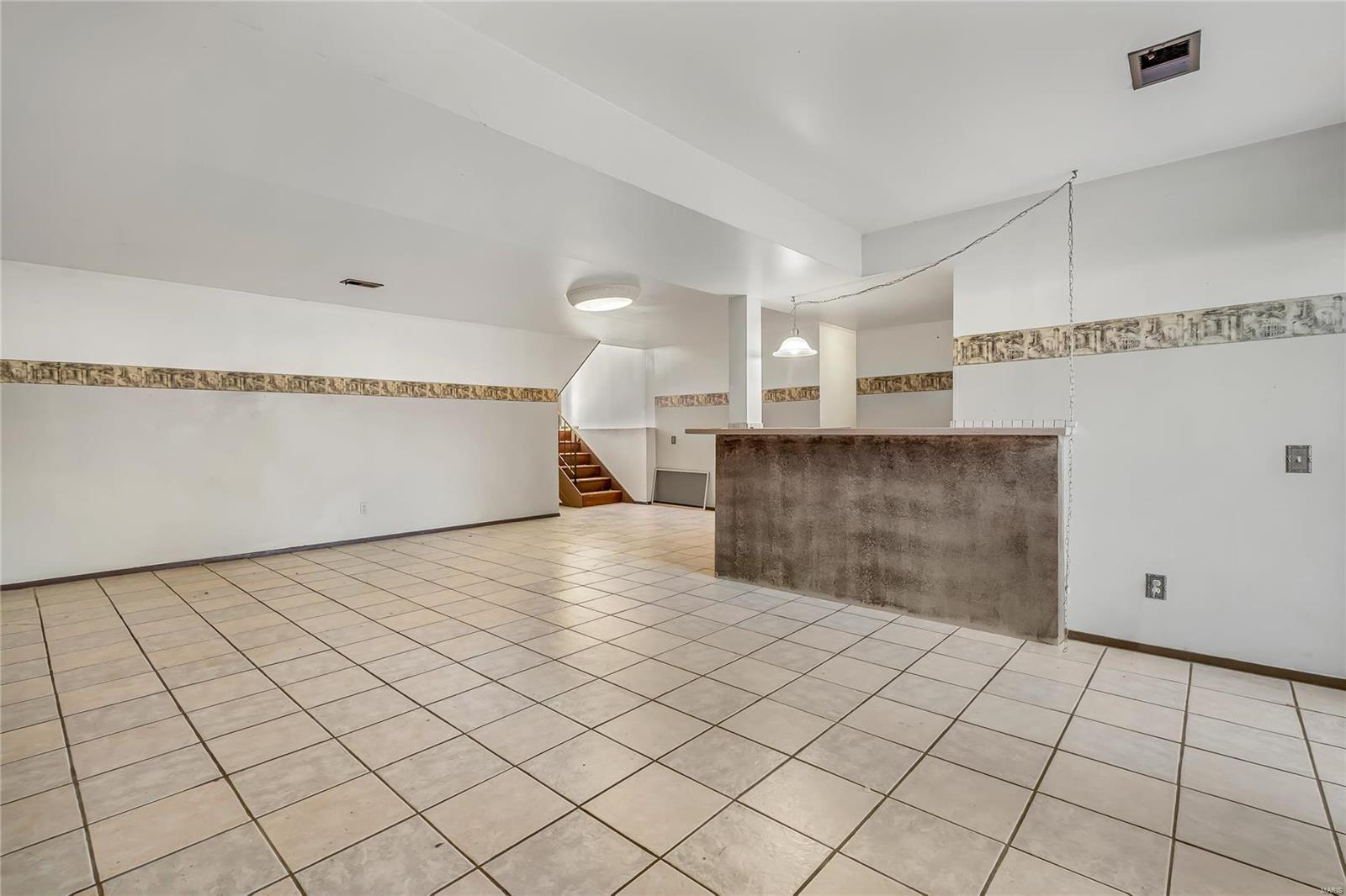 2445 Indiancup Drive